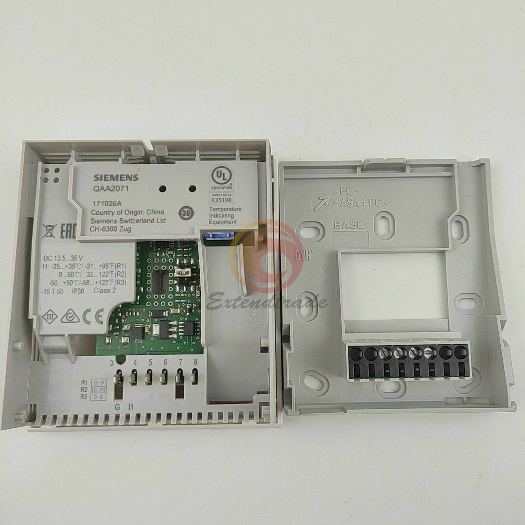 Siemens QAA2071 Humidity Sensor New In Box