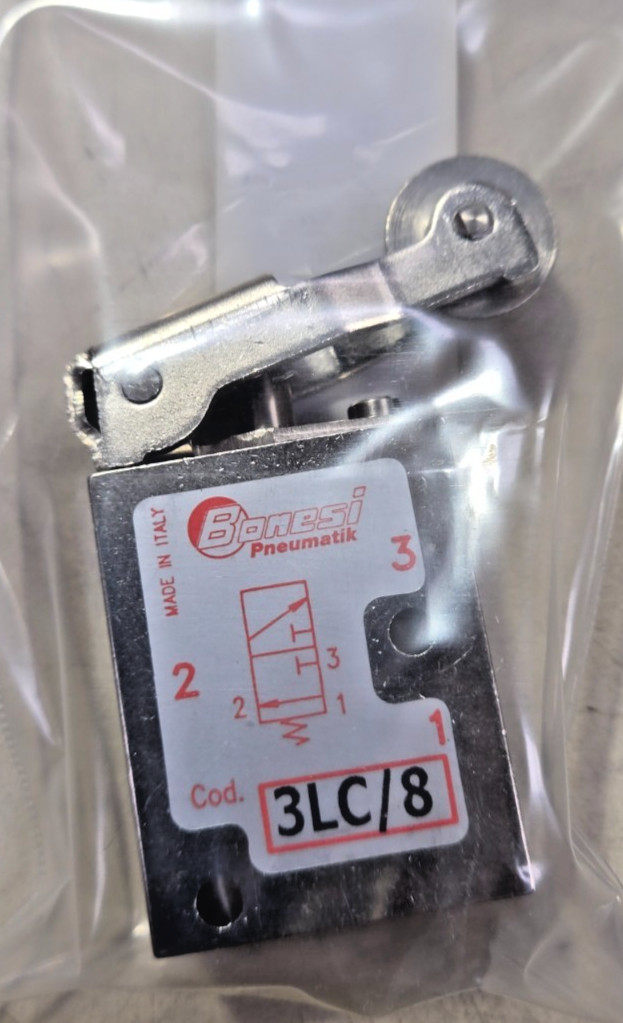 BONESI PNEUMATIC CONTROL VALVE 3LC/8 NEW