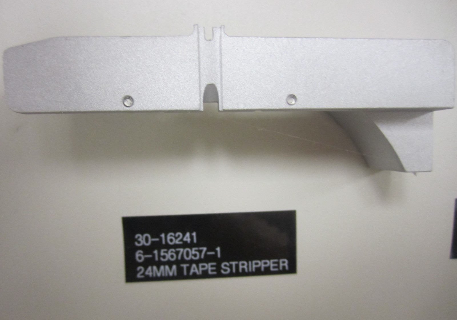 *NEW* Quad Feeder Components, 24MM TAPE STRIPPER, 30-16241 PKG 1