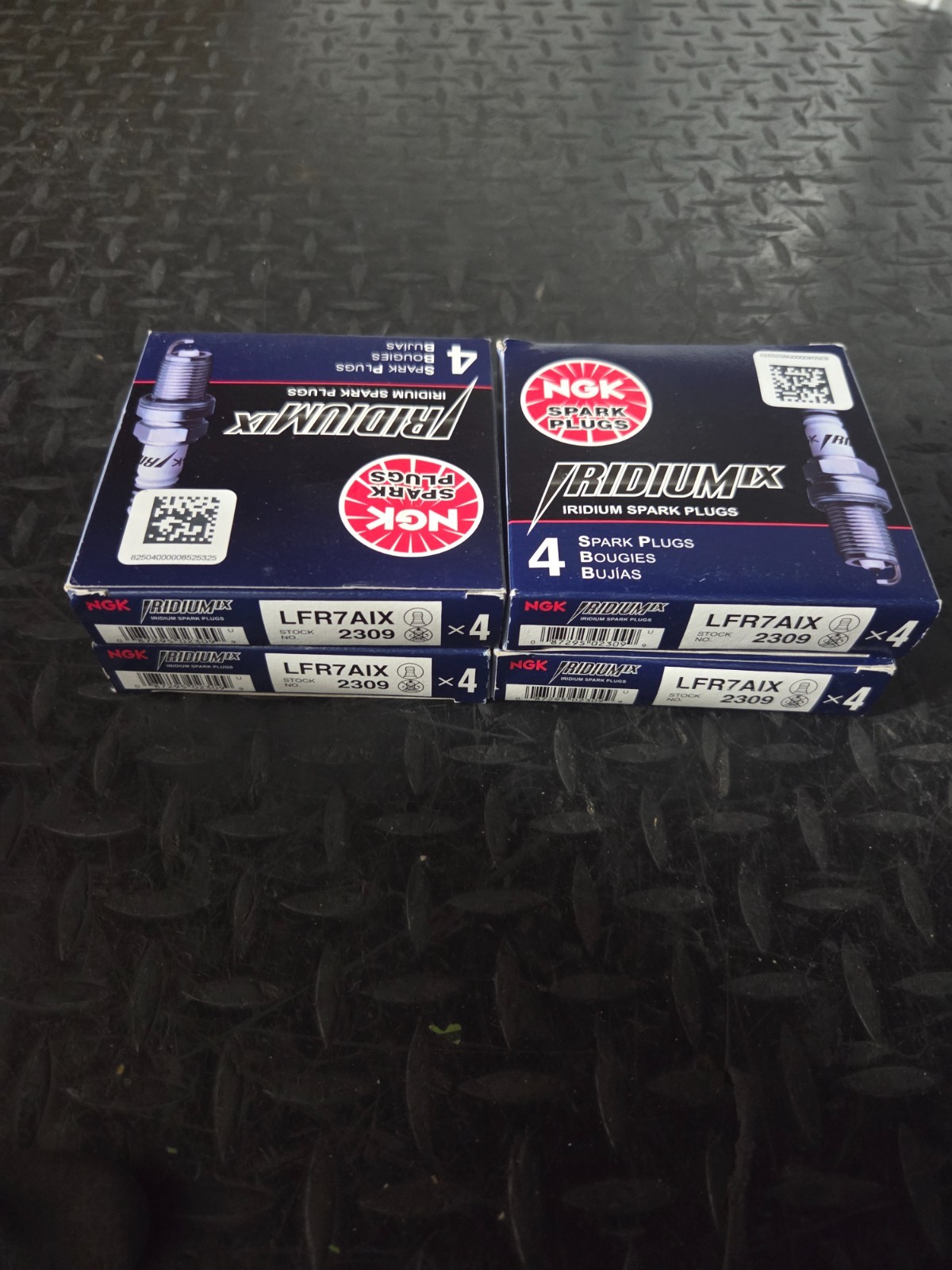 Upgrade Hellcat Iridium IX Spark Plugs Set of 16 Fit For NGK LFR7AIX 2309