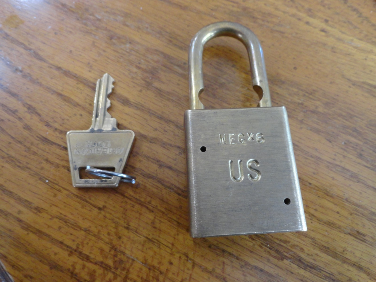 American Lock Series WEGx6 Padlock US Military Brass with Key