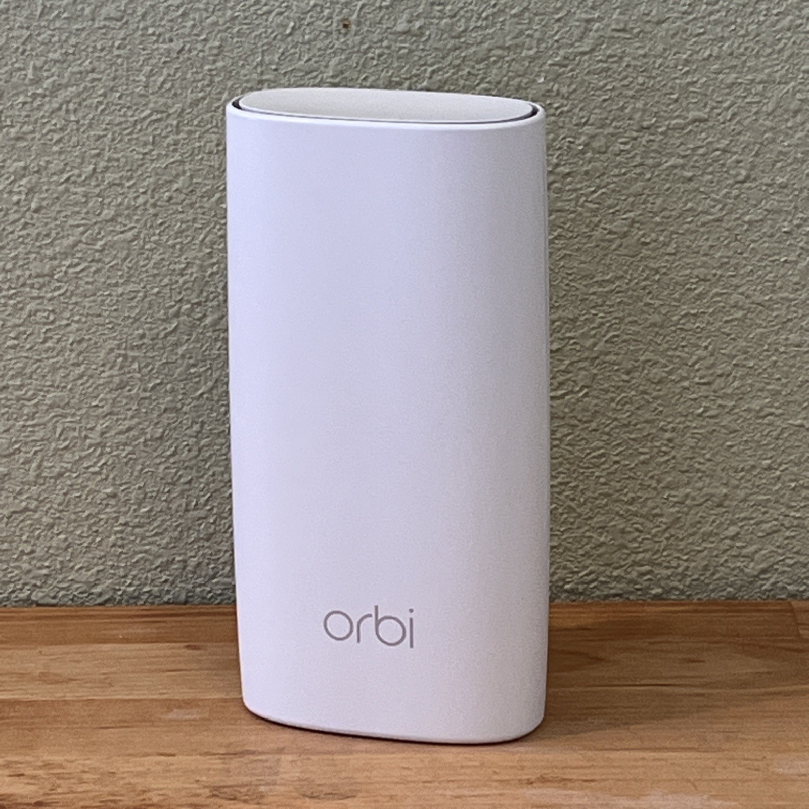 Netgear Orbi RBW30 Wall-Plug Mesh Wi-Fi Satellite Extender Power Tested
