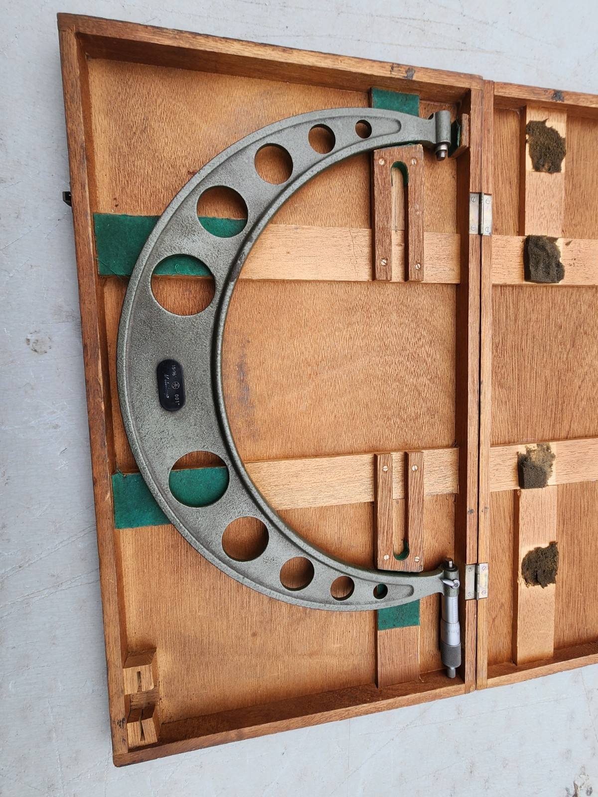 MITUTOYO PRECISION 15-16" OUTSIDE MICROMETER