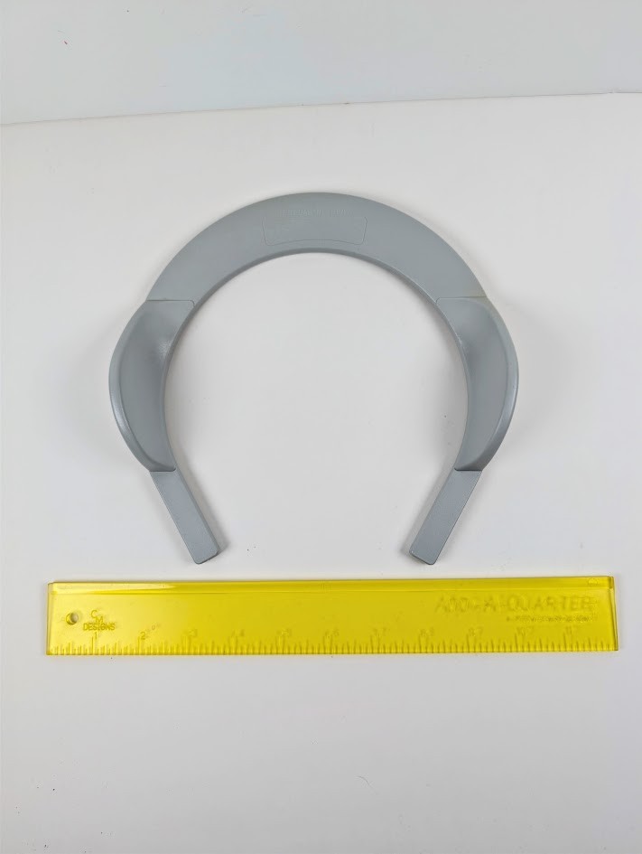 Quilting Tools Free Motion Guide Grip and CM Designs Add-A-Quarter Fabric Ruler