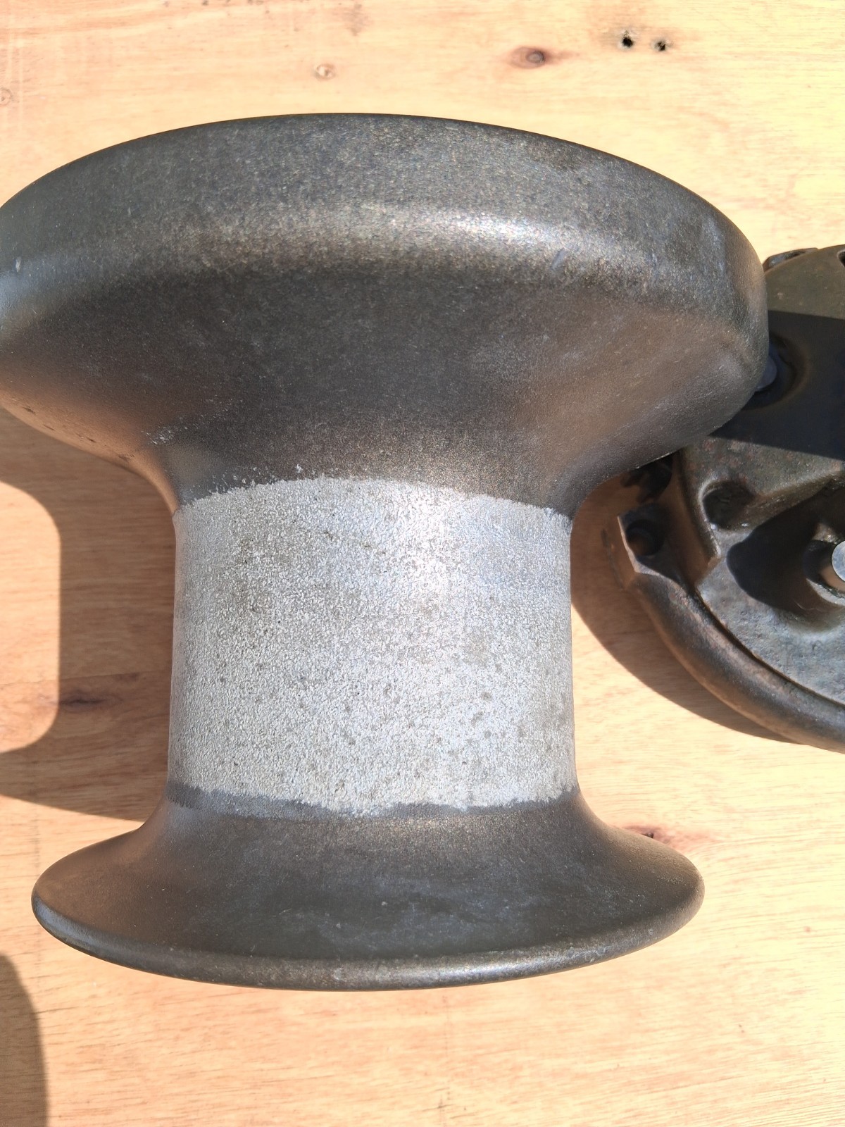 (2) Barient 28 Non Self Tailing Winches
