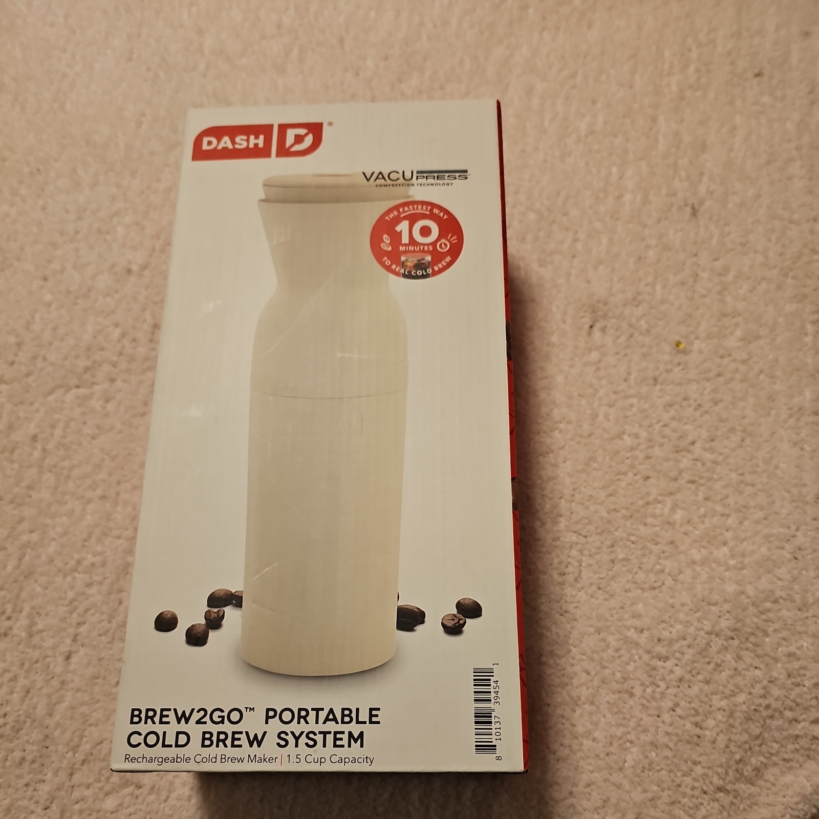 DASH BREW2GO PORTABLE COLD BREW SYSTEM CREAM