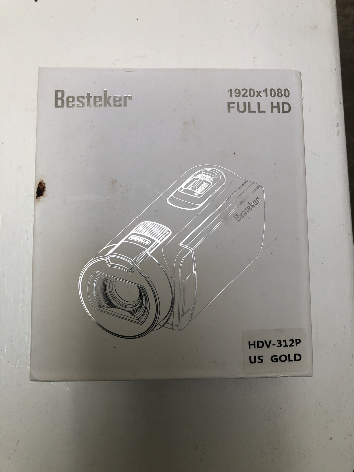 Besteker HD 240 mega Pixels Still Image Video With Strap, Cables Box “untested”