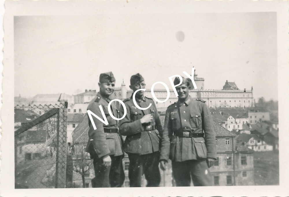 Photo WW II Wehrmacht Soldiers City Panorama Castle Fortress H1.76