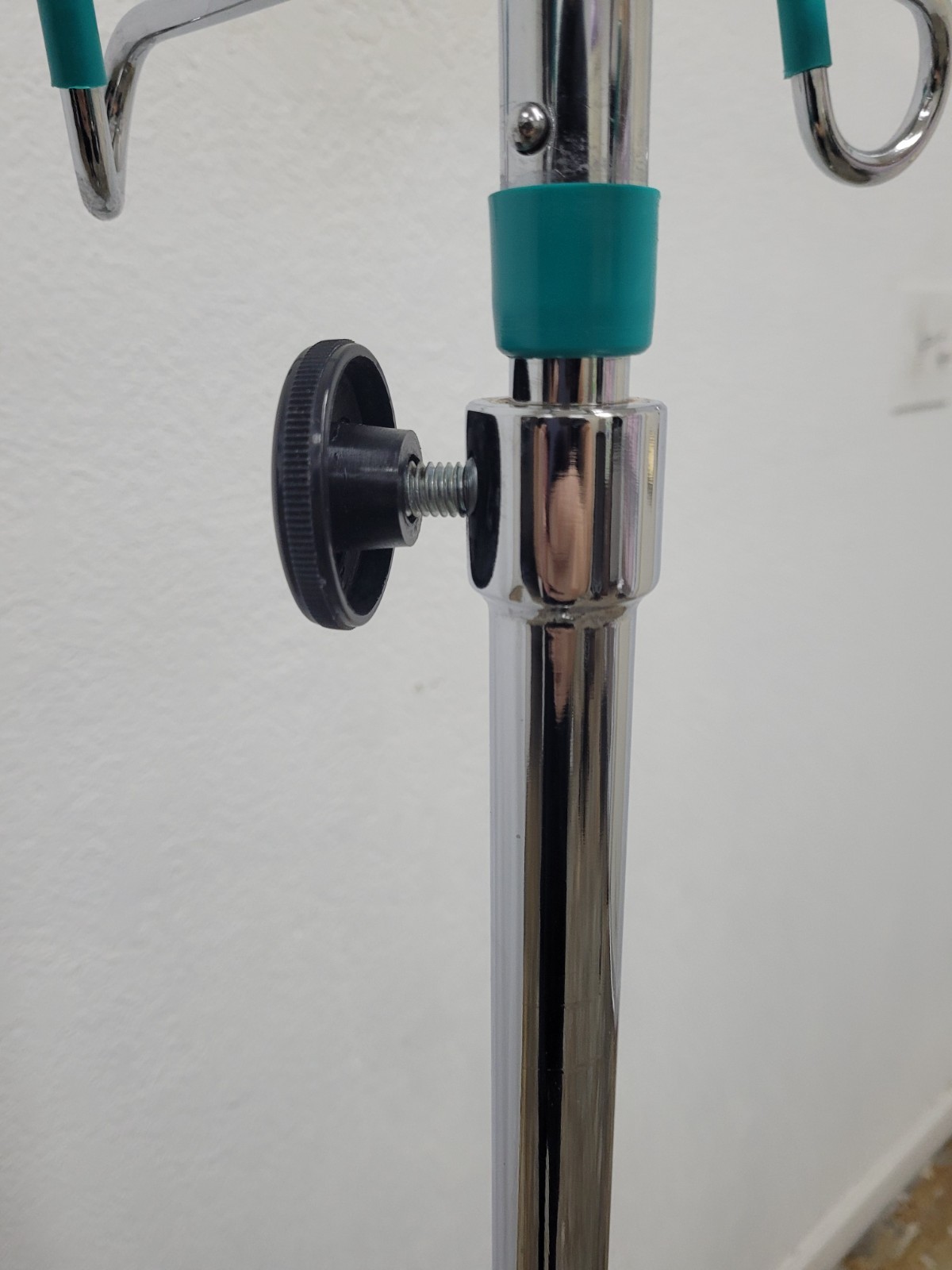 5 Leg IV Pole Stainless W/ 4 Hooks 53"-92"