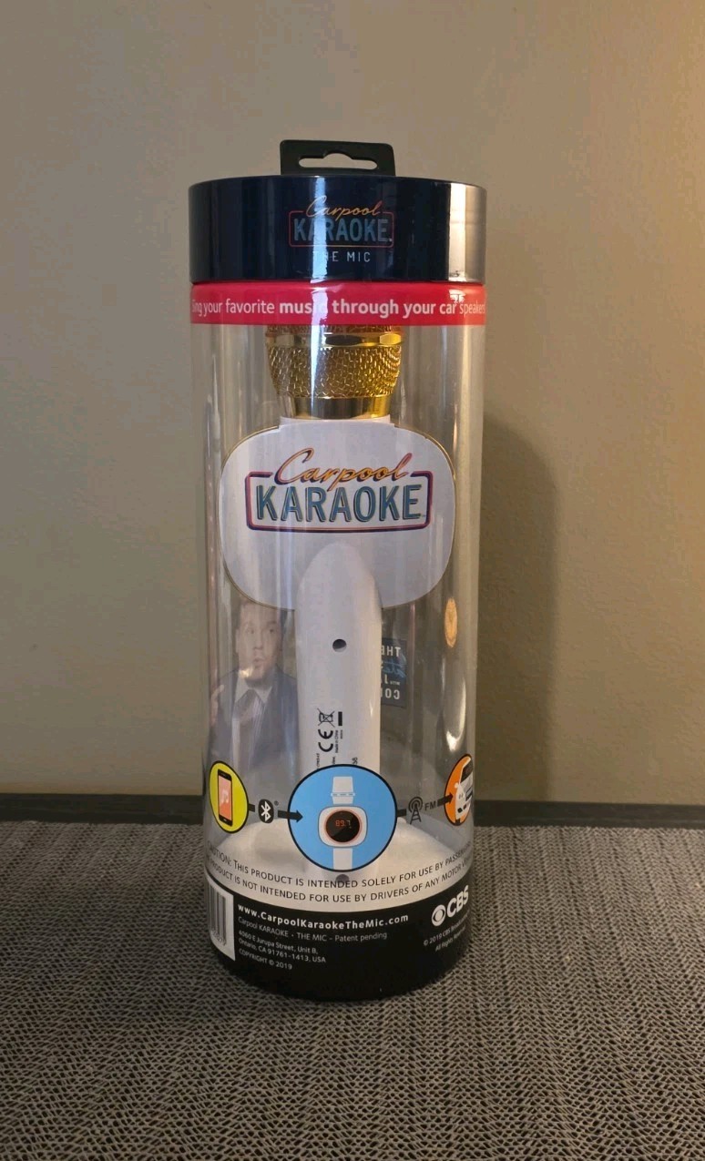 Singing Machine Carpool Karaoke Microphone Sealed Bluetooth