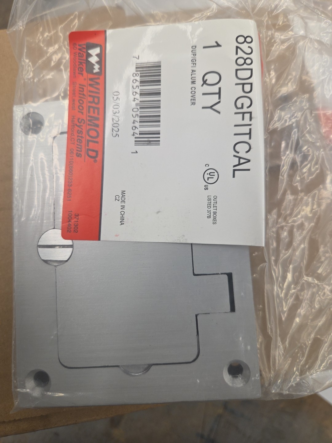 Wiremold 828DPGFITCAL