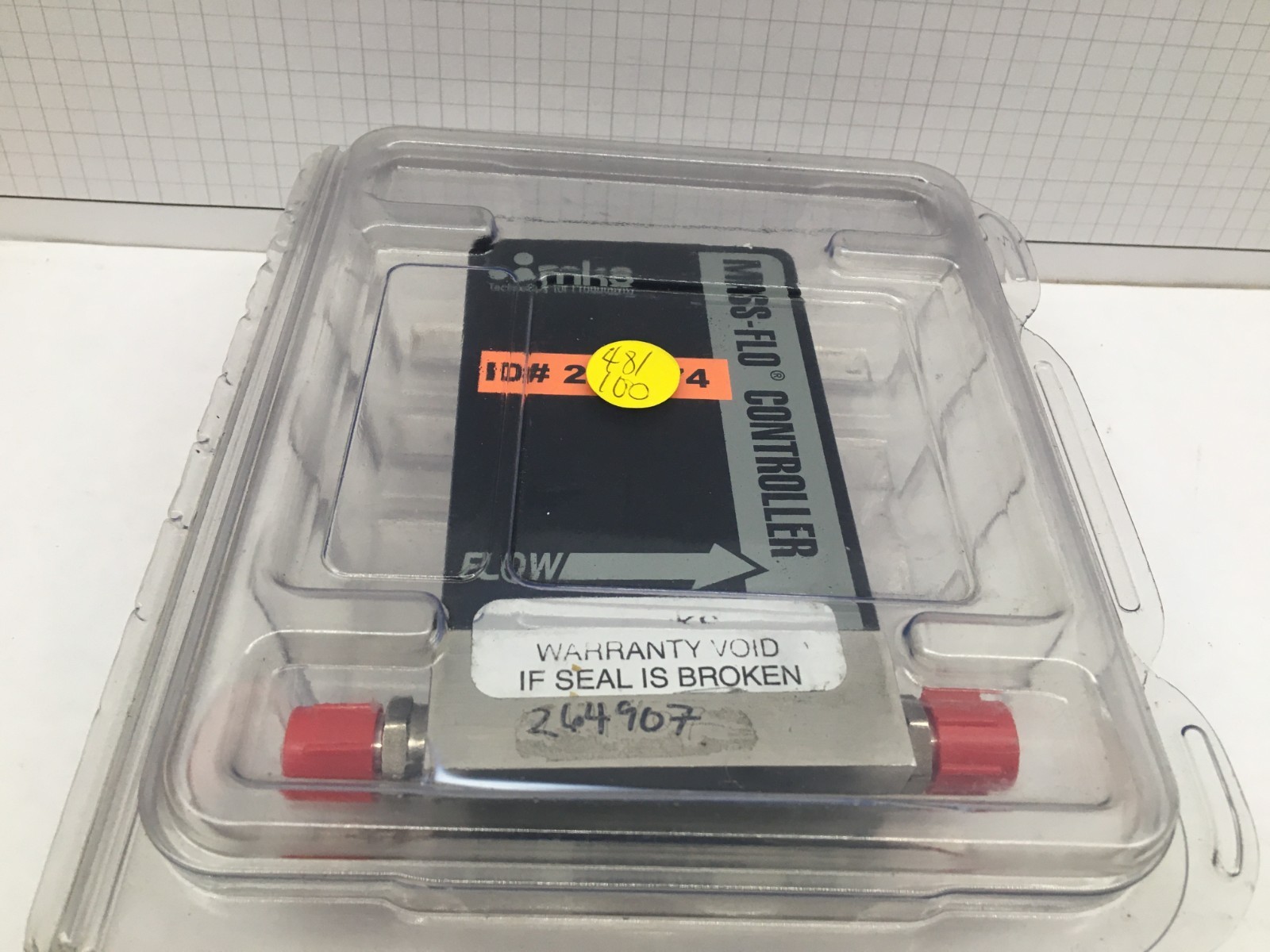 MKS mass air flow controller 1179A00424CR1BV RANGE: 20000 SCCM GAS: AR