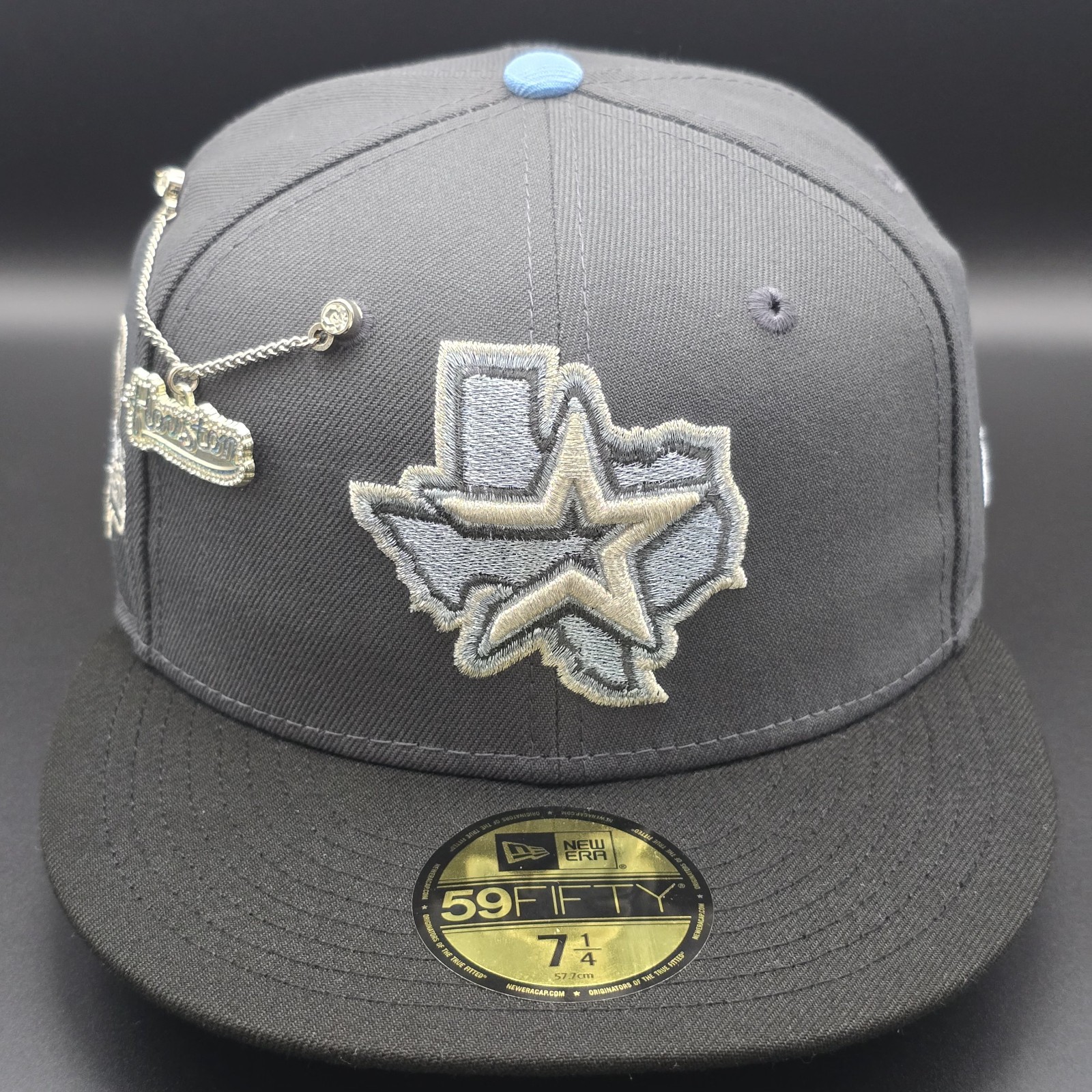 NEW ERA EXCLUSIVE HOUSTON ASTROS 7 1/4 FITTED GRAY, BLACK BRIM MR FREEZE