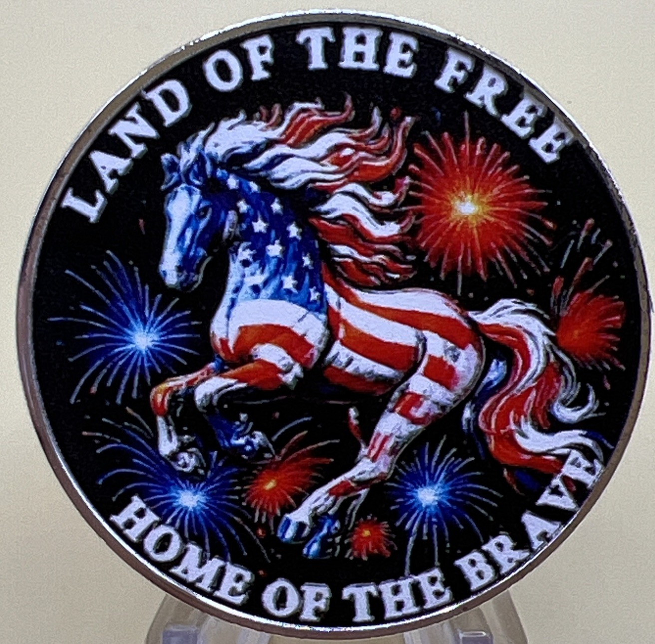 4th OF JULY CHALLENGE COIN RED WHITE AND BLUE HORSE LAND OF FREE & HOME OF BRAVE
