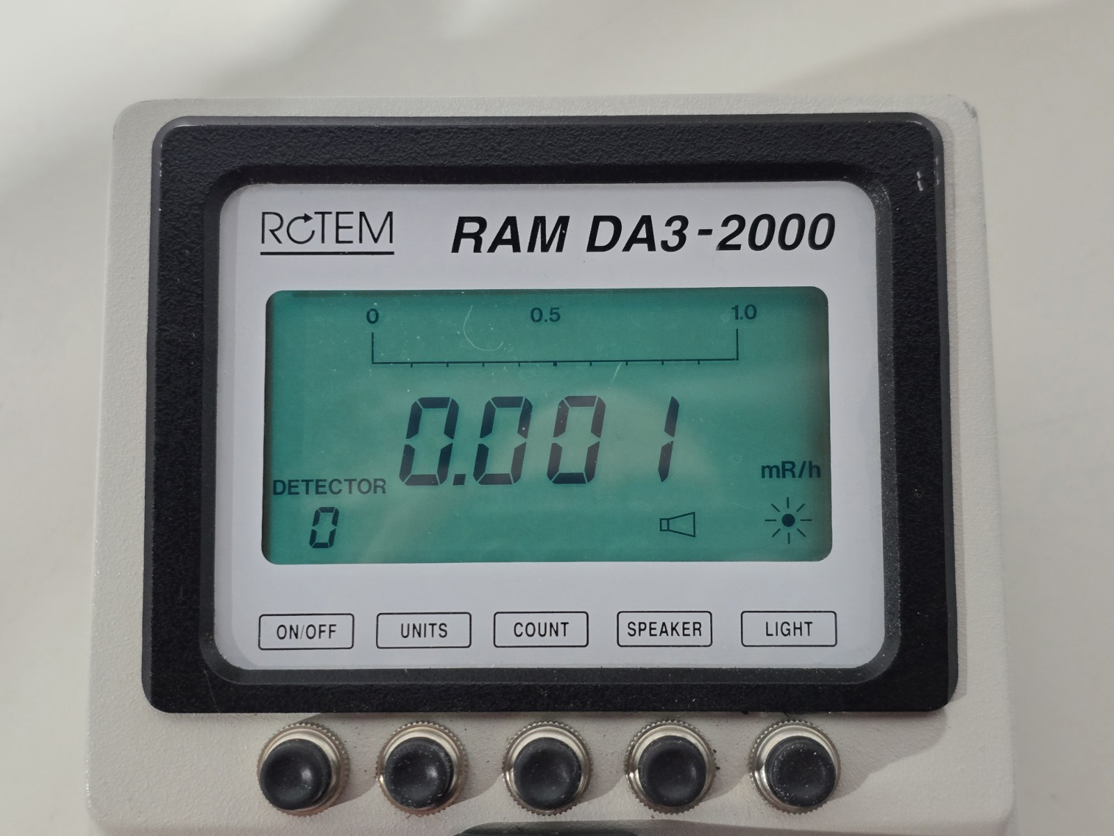 Rotem RAM DA 2000 Radiation Survey Meter DA3-2000 Model 2-033-20
