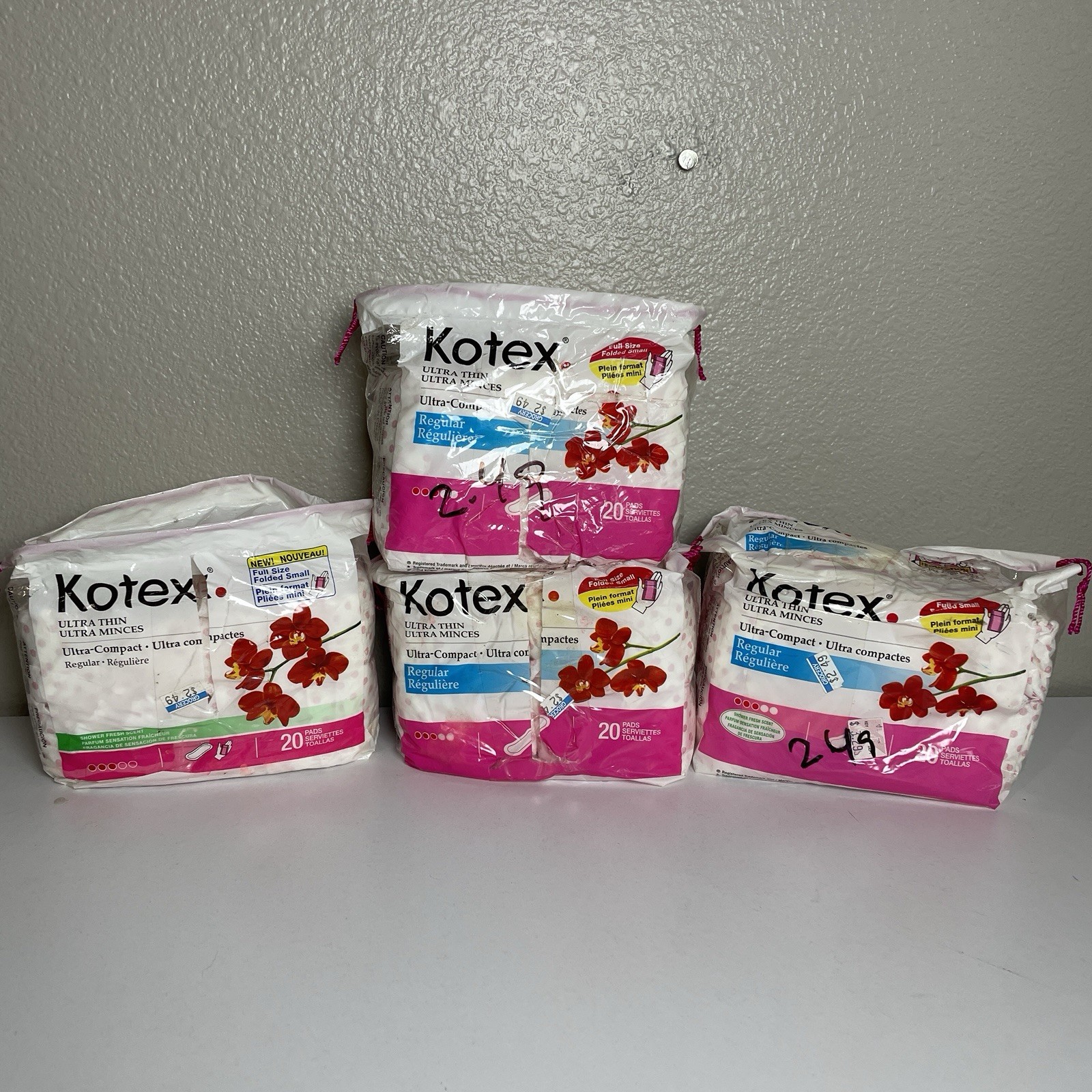 Vintage 2004 Kotex Ultra Thin 4 Packs  80 Pads NOS Unscented & Shower Fresh