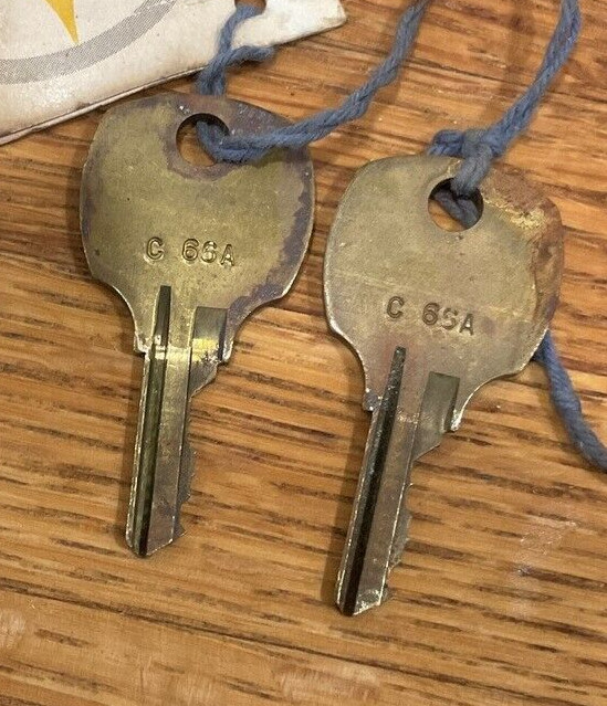 C001A-C250A 2 Keys William tool box cut to your key code by a locksmith