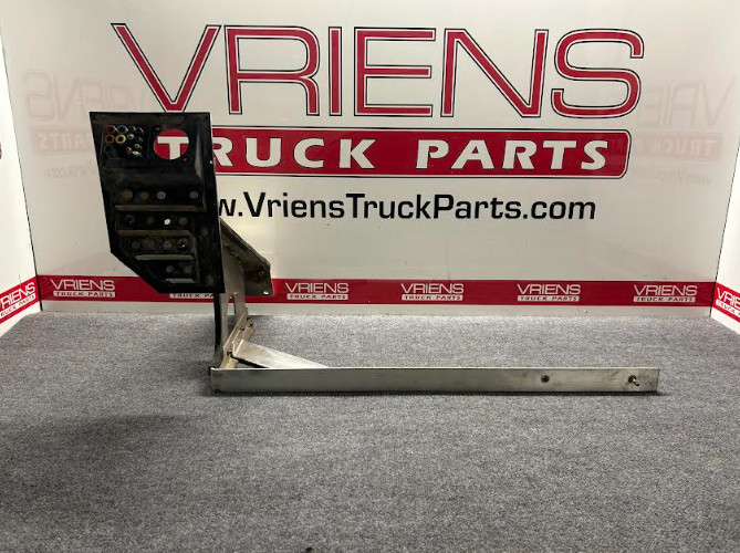 PETERBILT S85-6003 SUPPORT-STEERING COLUMN S11-6046 BRKT-WIRING SHIELD DASH