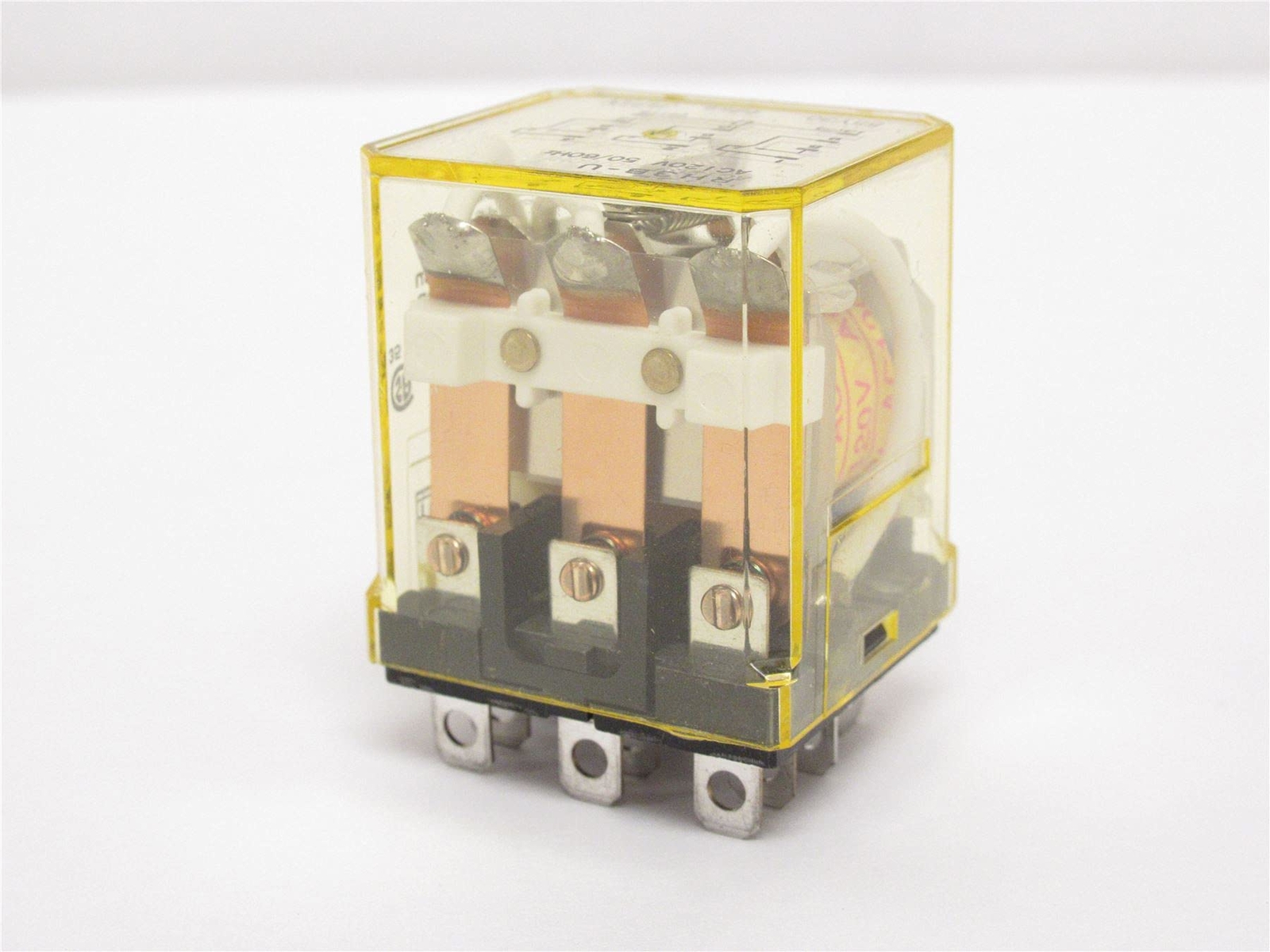 Idec RH3B-U-AC120V Relay RH3BUAC120V 120VAC Tested