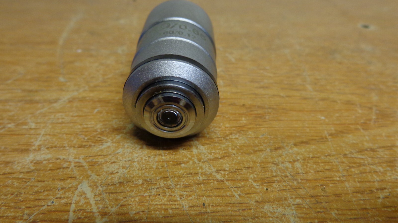 MICROSCOPE objective lens M40/0.65 160/0.17 Black line