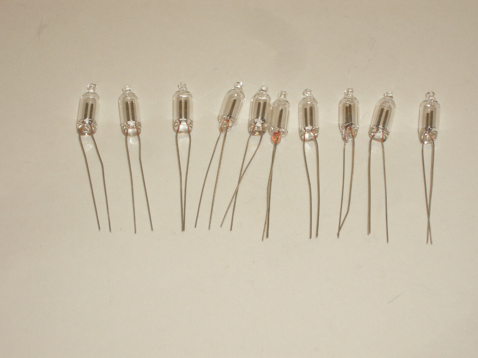 NE2-H C2A NEON LAMP  120VAC 0.23W GLOW BULB 10PCS REQUIRES 60K RESISTOR