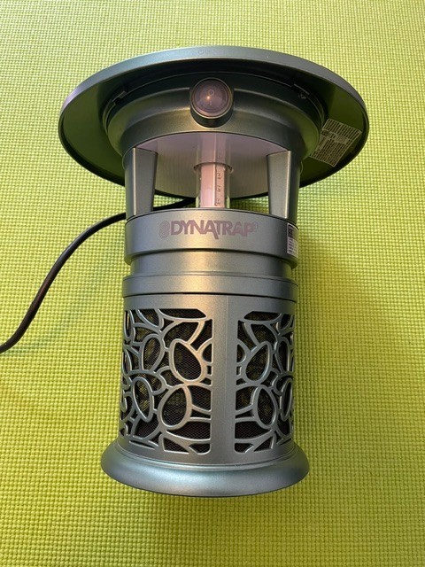 DynaTrap DT1120-GR20 Electric UV Insect Trap Green Easy Clean Indoor Outdoor up