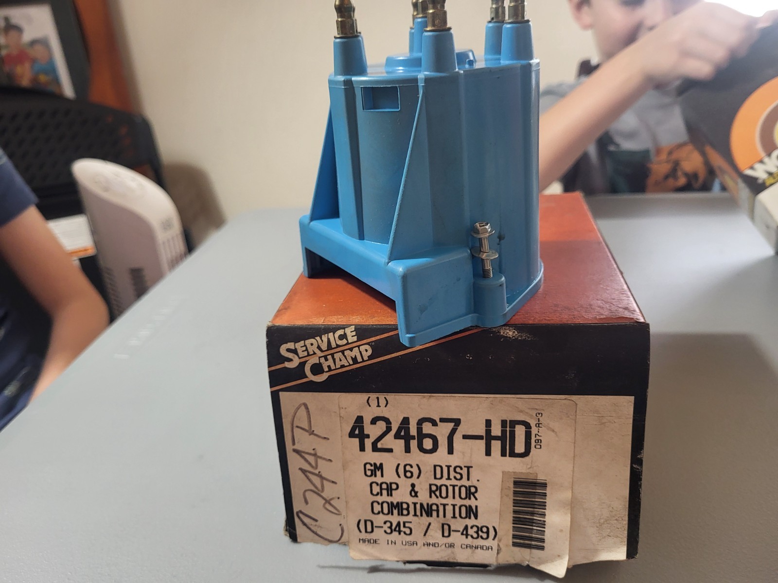 C244P Distributor Cap only 42467-HD Service Champ brand  x2