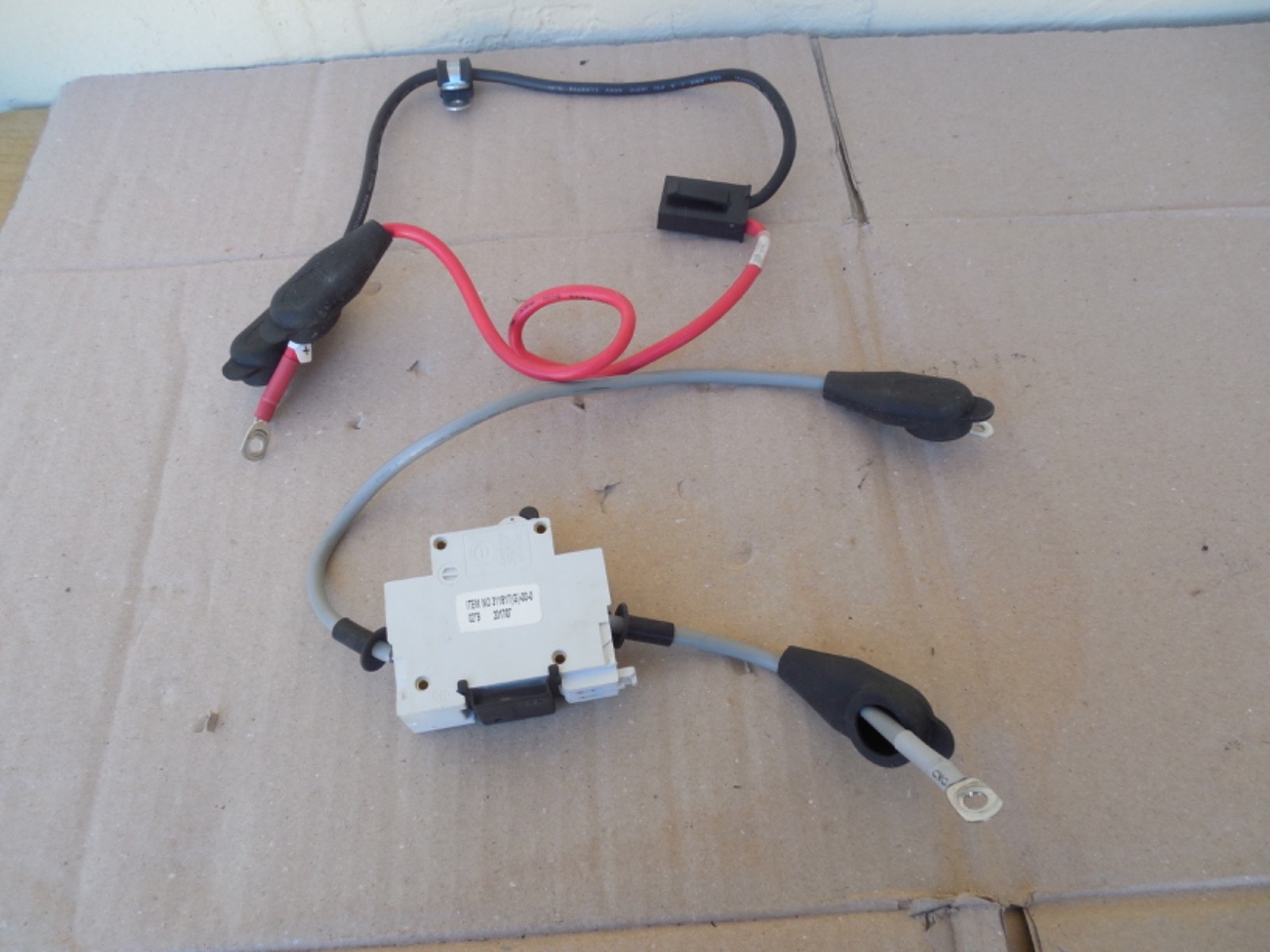Battery Wiring Harness & Breaker for the Permobil M3 Power Wheelchair (L1)