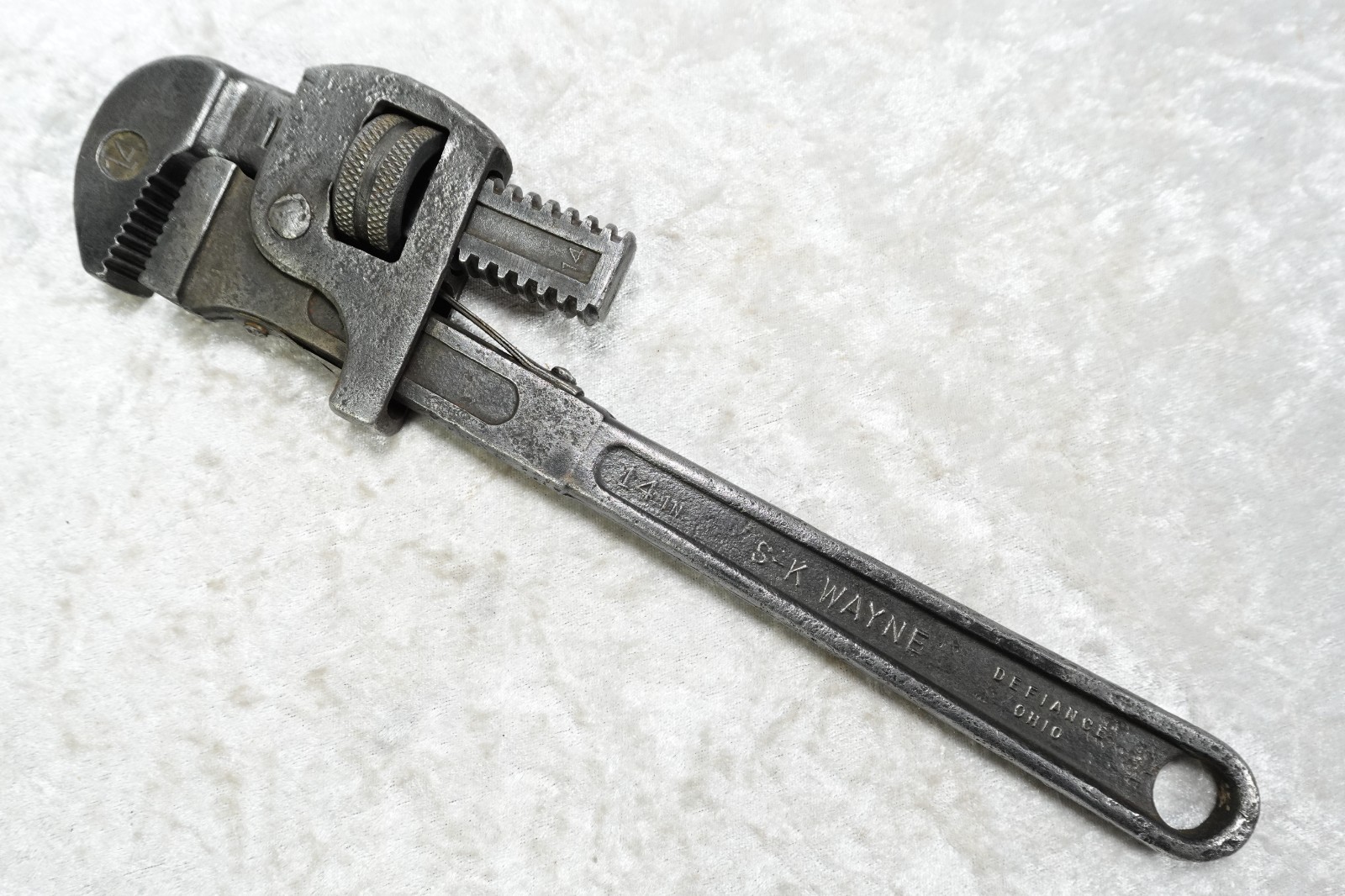 Vintage S-K Wayne Defiance, Ohio 14" Pipe Wrench Forged Alloy USA