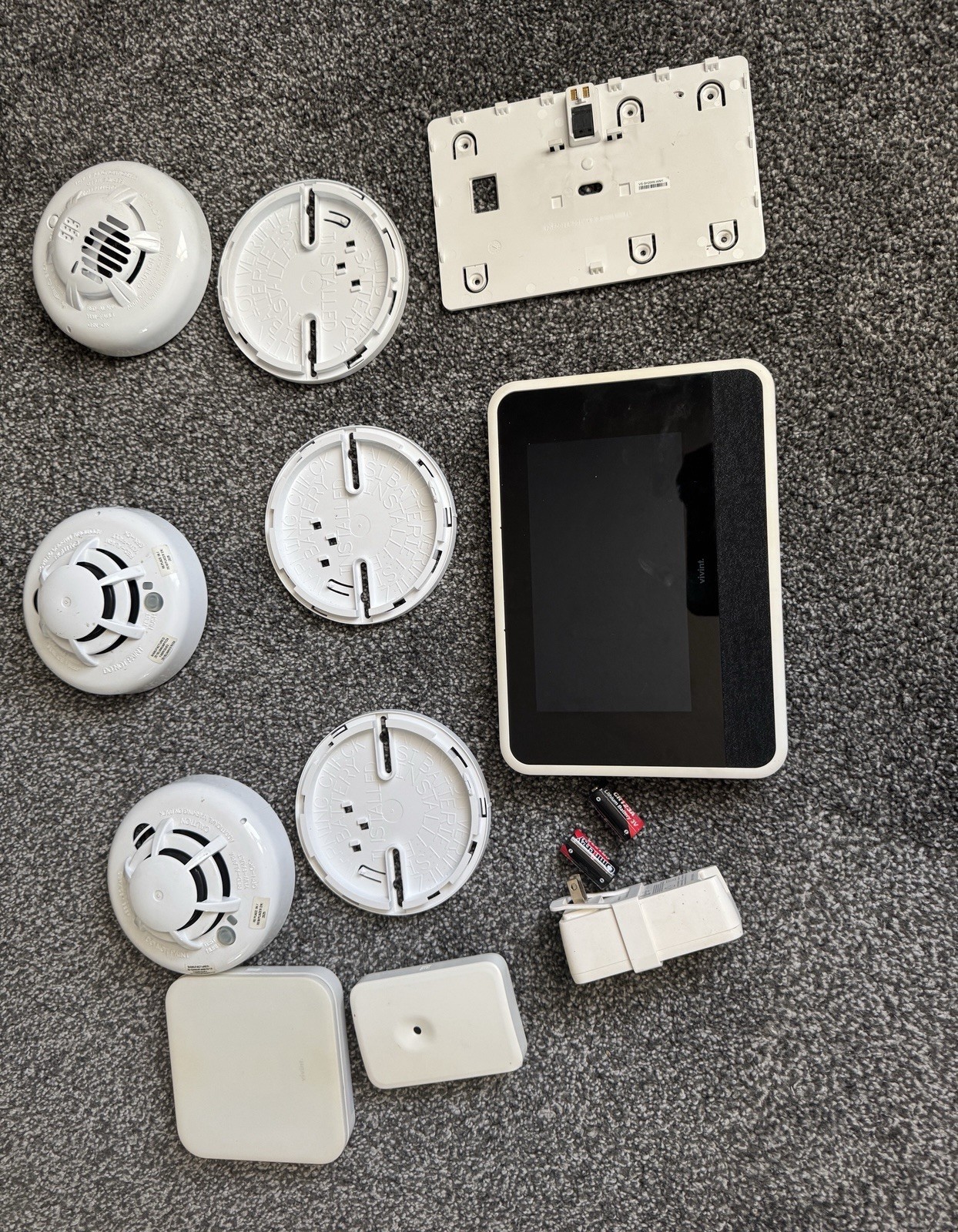 Used Vivit Smart Home Security System Detector Sensor Thermostat Lot
