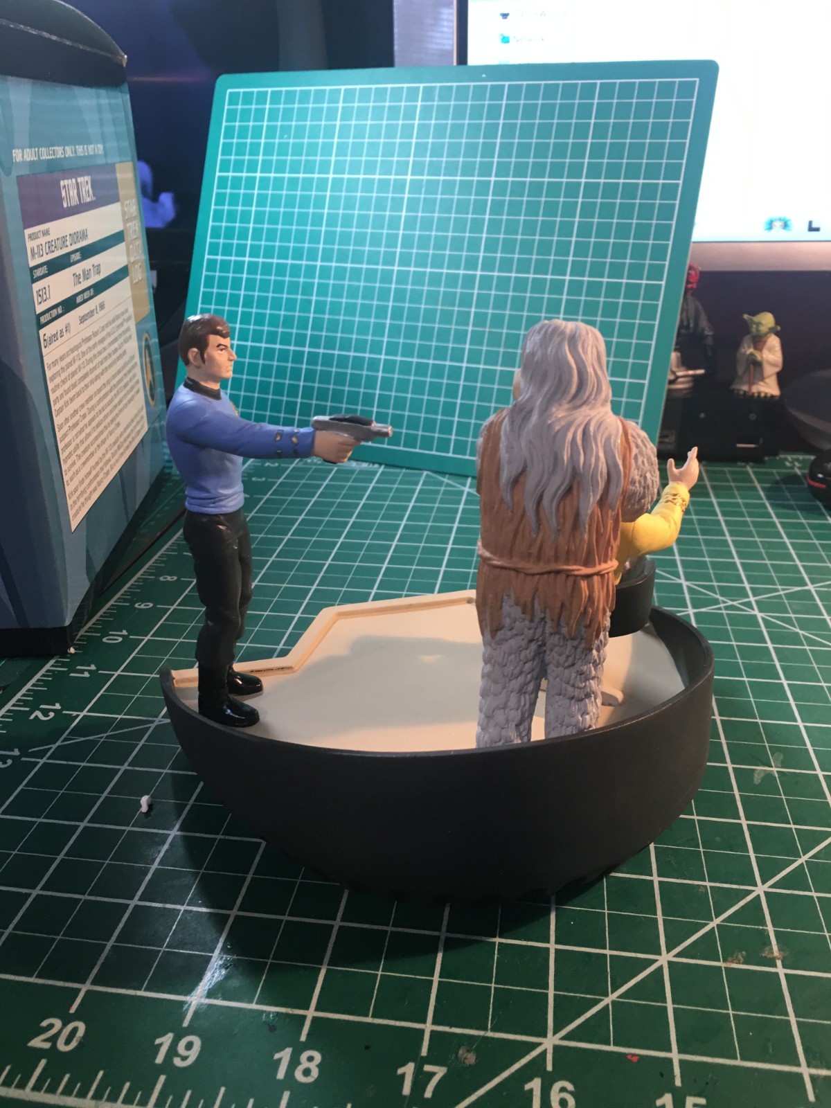 Star Trek Applause "M-113 Creature" in original packing with certificate