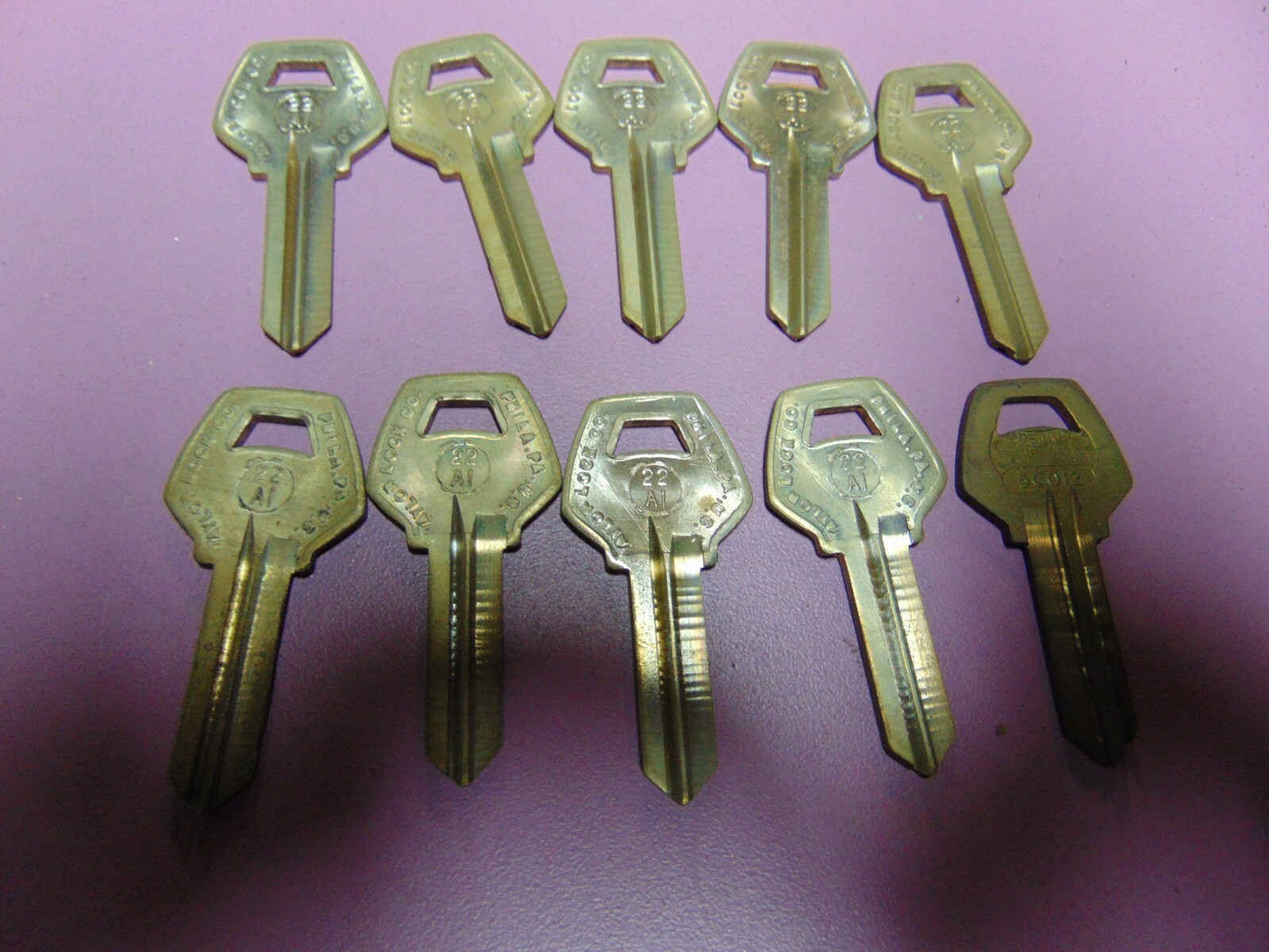 10  KEYS   CORBIN    A1001 CM  KEYS BLANKS UNCUT       LOCKSMITH
