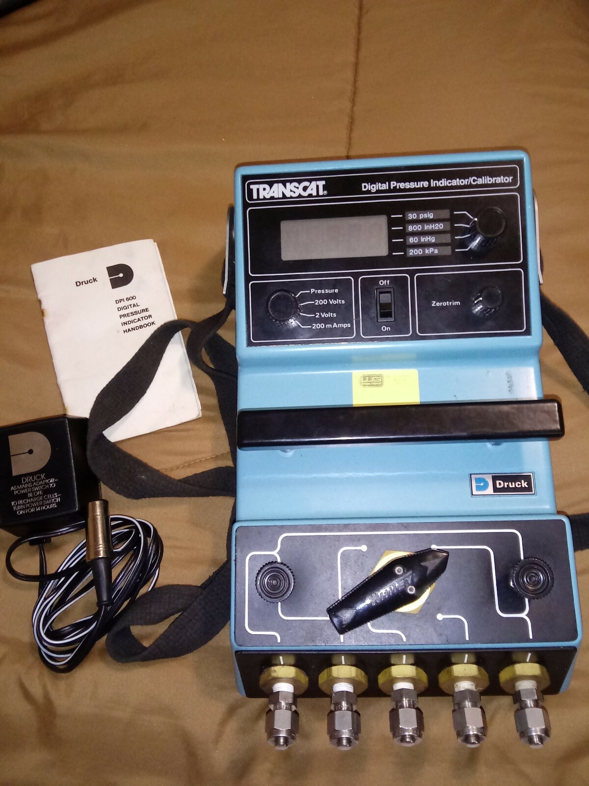 Druck/GE DPI 600 Digital Pressure Indicator/Calibrator (DPI600)
