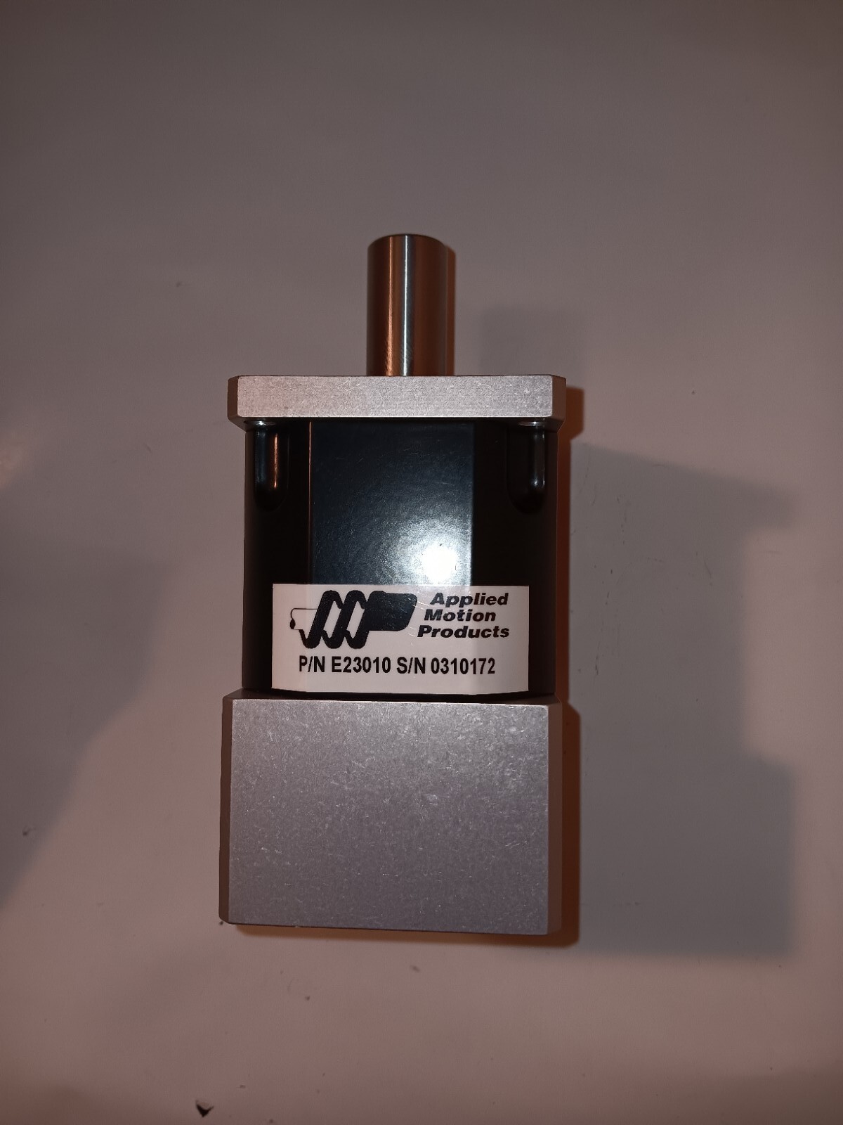NEW GENUINE APPLIED MOTION PRODUCTS E23010 STEPPER MOTOR