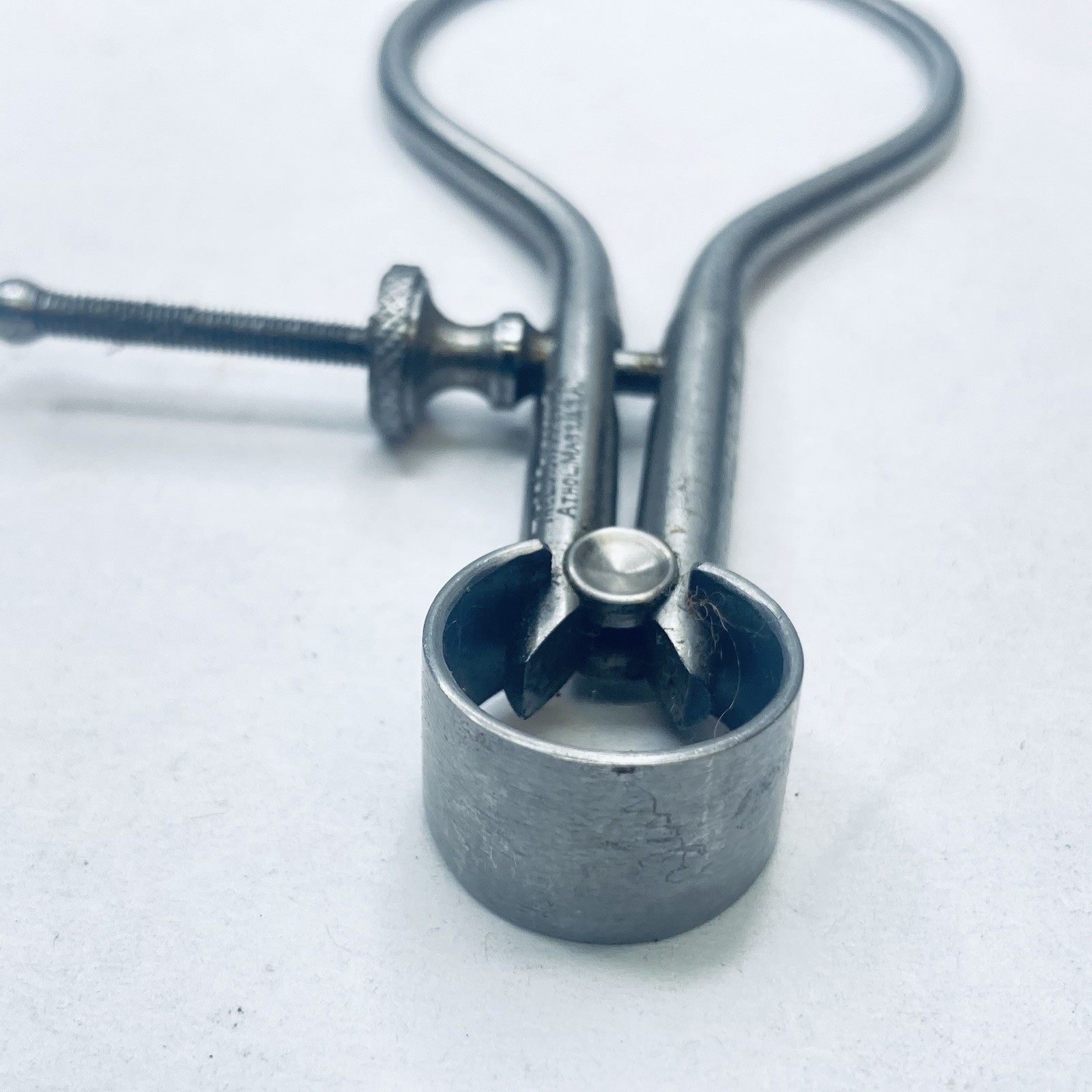 Starrett 275A-3 3" Toolmakers' Spring-Type Outside Caliper Round Leg- Solid Nut