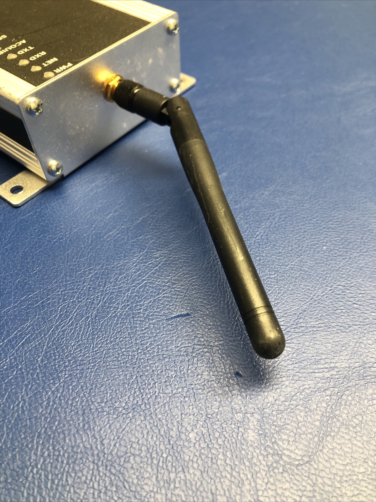 WORKING Crestron CEN-ERFGW-POE Extended Range RF Gateway