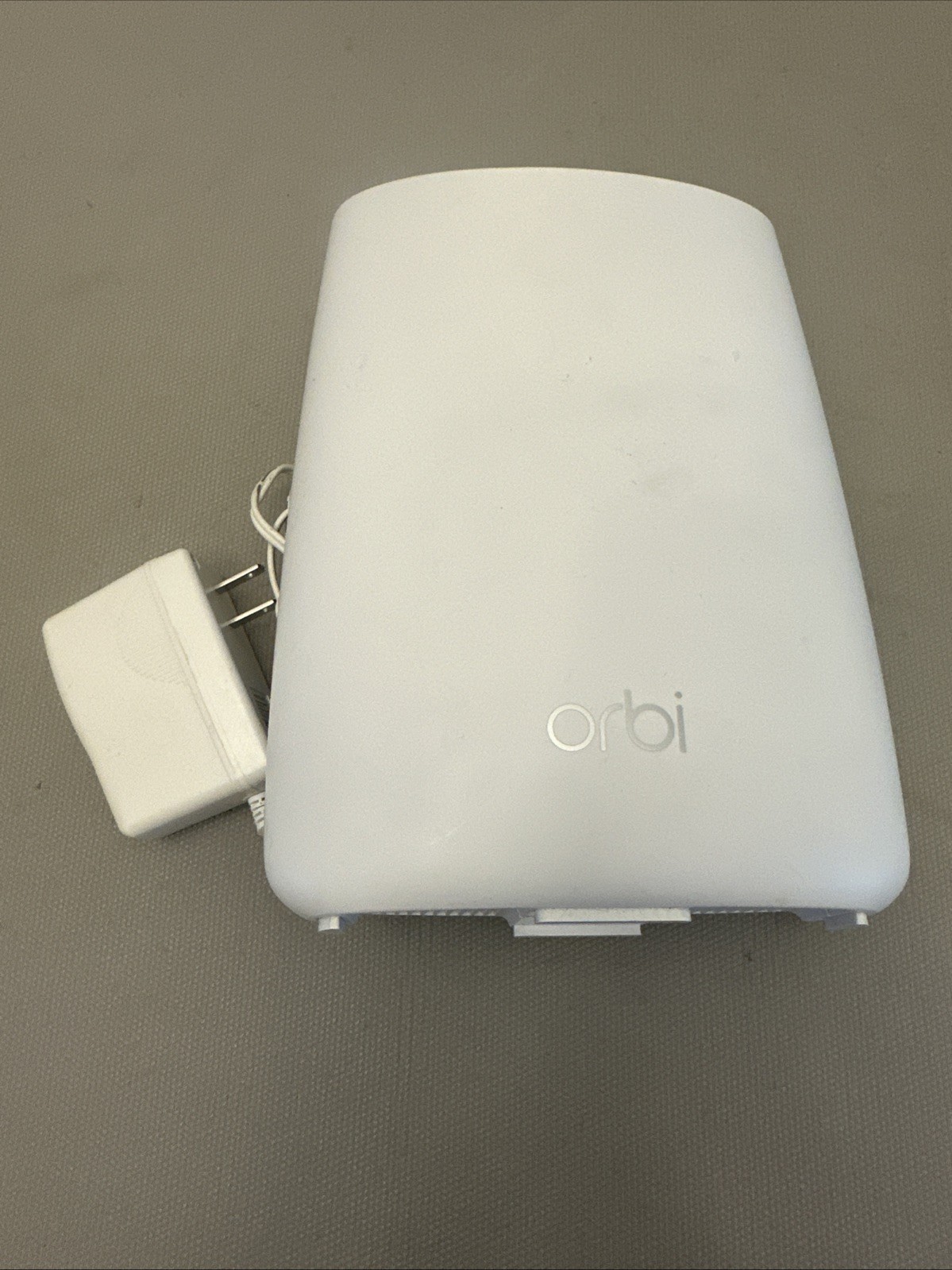 Netgear Orbi RBR50v2 Wi-Fi Wireless Router