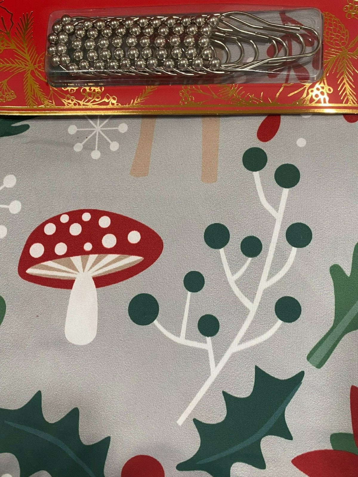 NEW HILLS & HEARTH 13 PC HOLIDAY SHOWER CURTAIN SET REINDEER MUSHROOMS FREE SHIP
