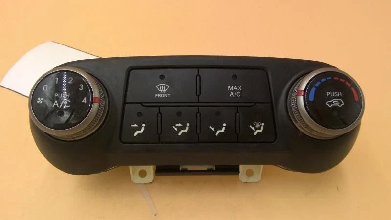 2010–2013 Hyundai Tucson HVAC Heater A/C Temperature Control Panel Factory OEM