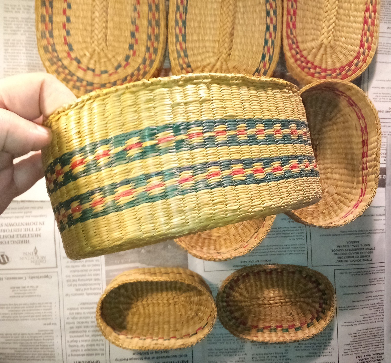 (4) Nesting Baskets