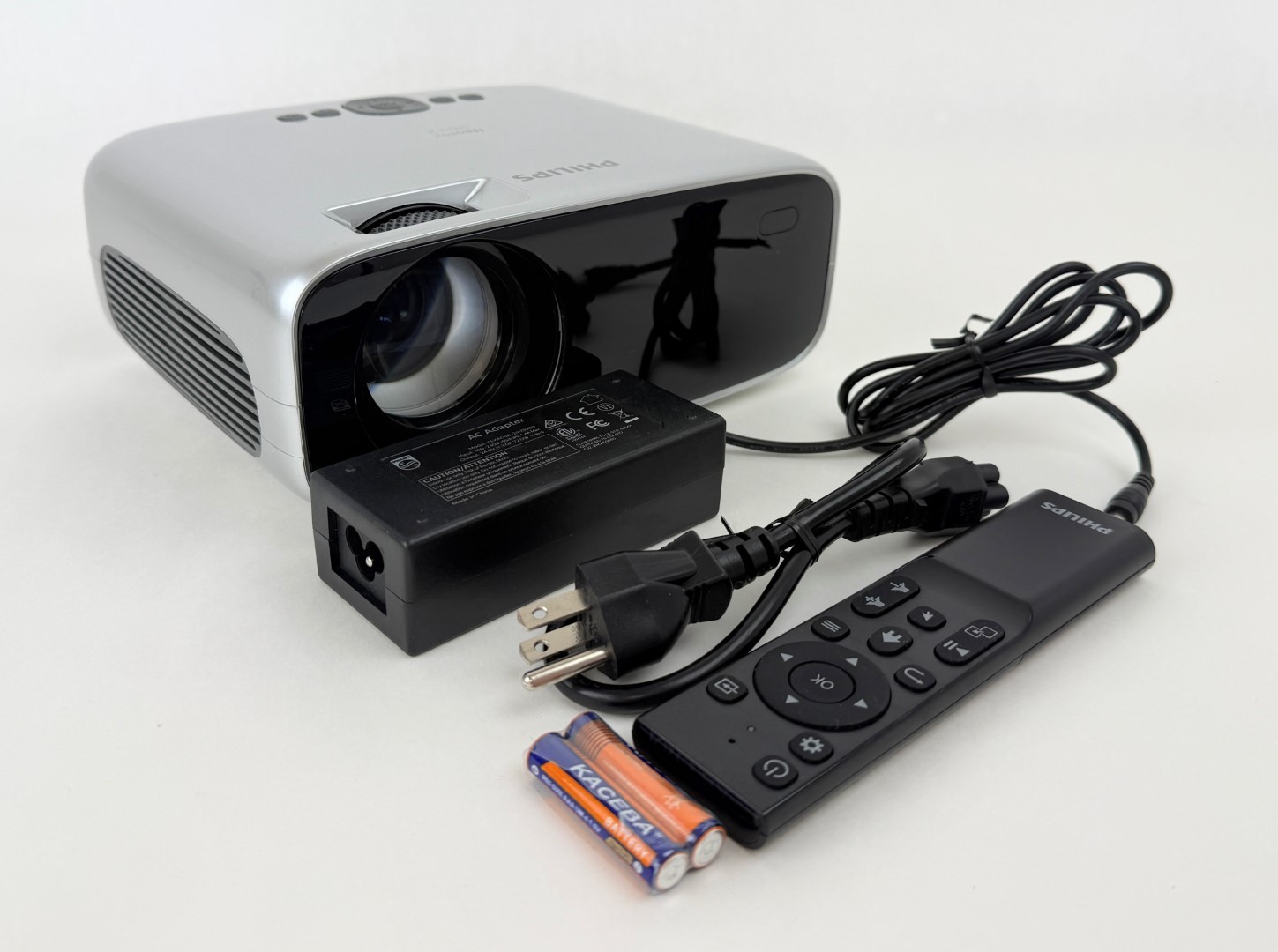 Philips NeoPix Ultra 2 NPX642/INT Full HD Smart Compact LCD Projector - Silver