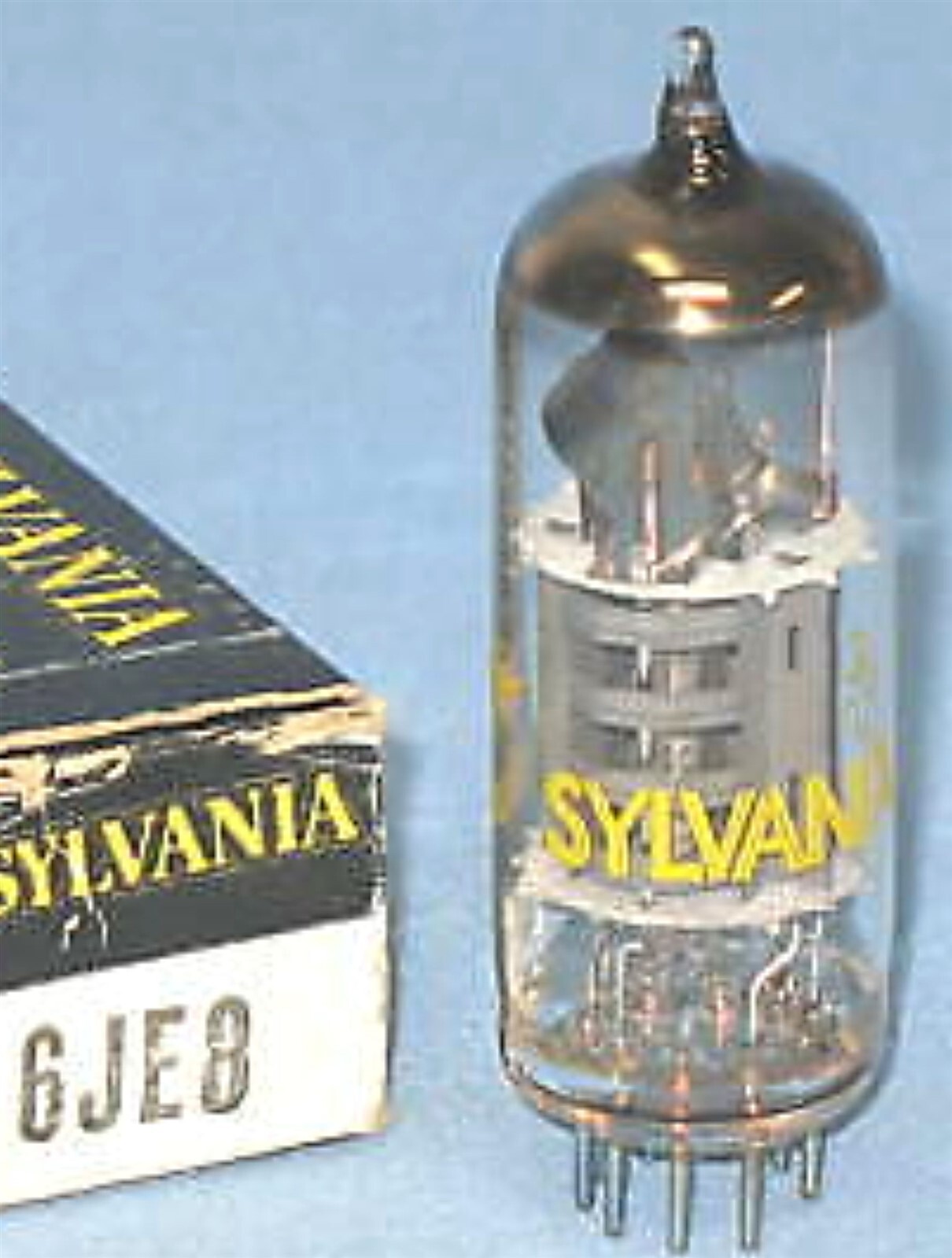 6JE8 TUBE SYLVANIA NIB TESTED & BOXED VINTAGE COMMERCIAL SURPLUS