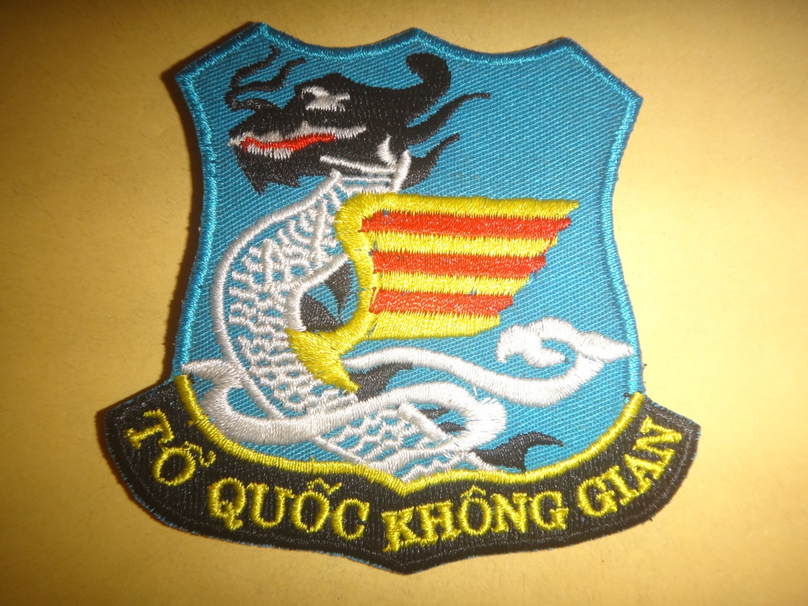 Vietnam War Patch ARVN Air Force TO QUOC KHONG GIAN Fatherland-Airspace