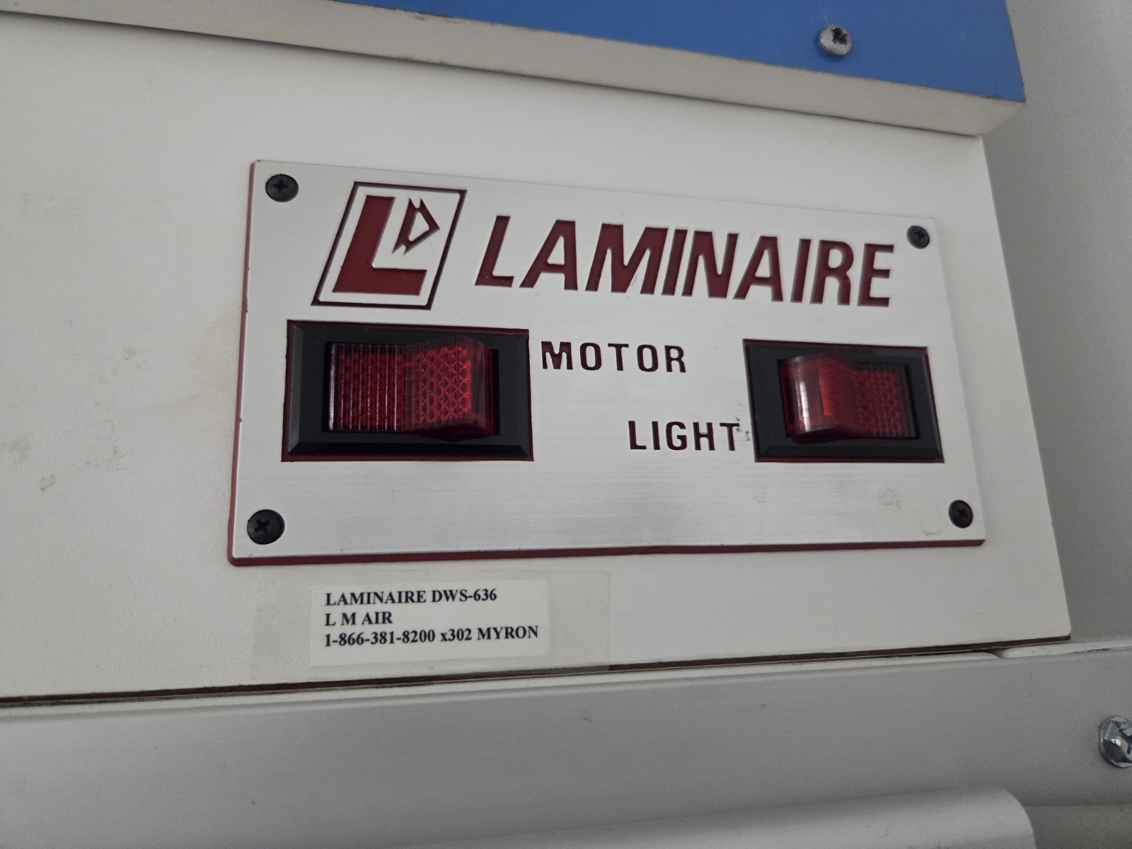 Laminaire DWS-636 Laminar Hood, 6' HEPA Work Station & Base Walk In Used