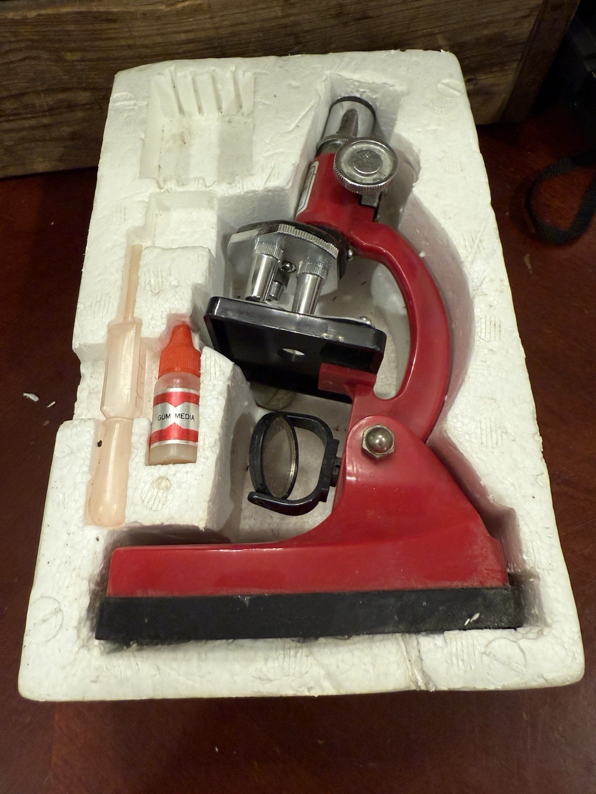 Tasco Red 300 POWER MICROSCOPE