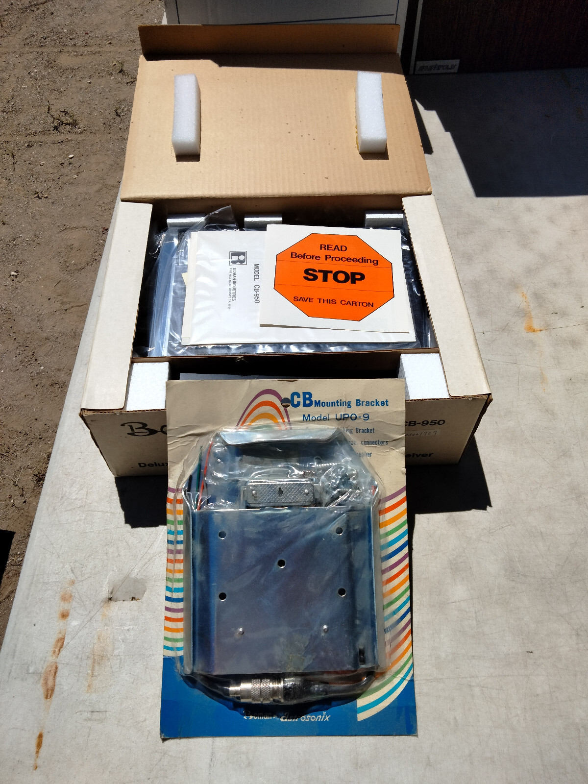 BOMAN CB-950 Deluxe 40 Channel AM/SSB Mobile Transceiver + Bracket UPO-9  NOS