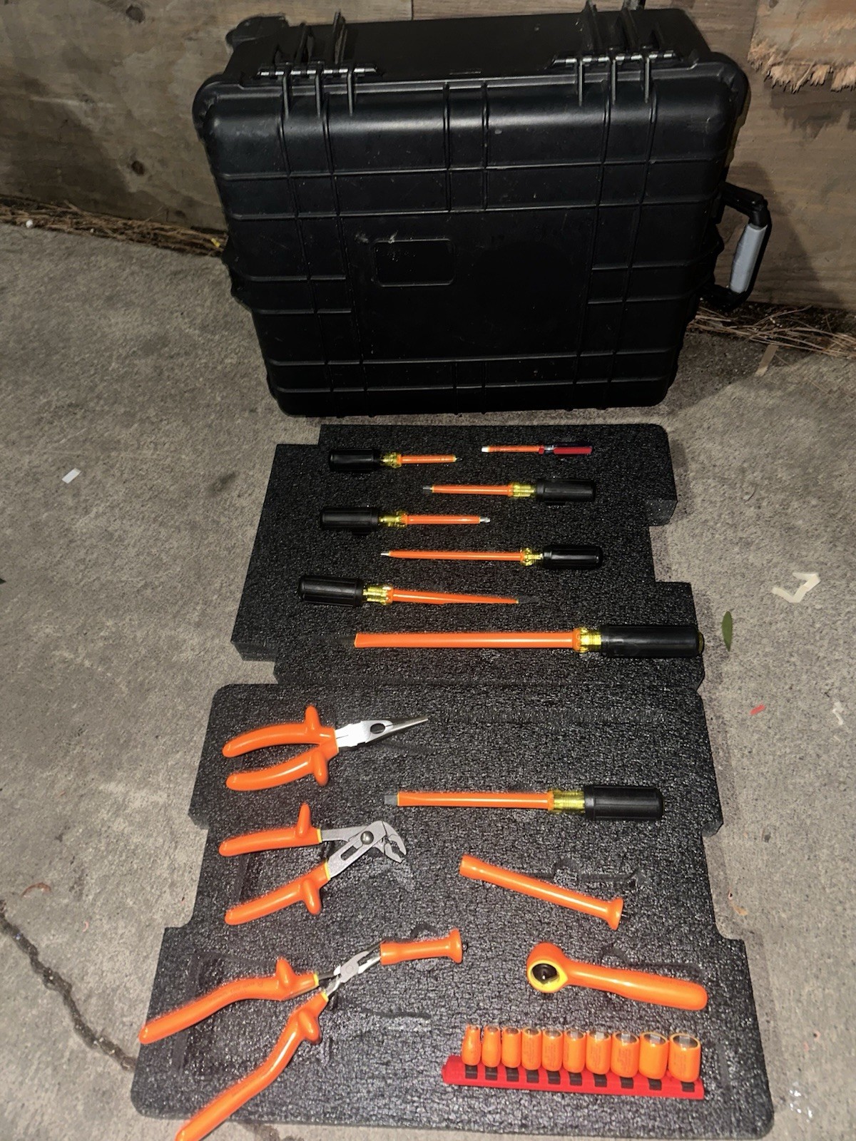 Salisbury 1000v insulated tools