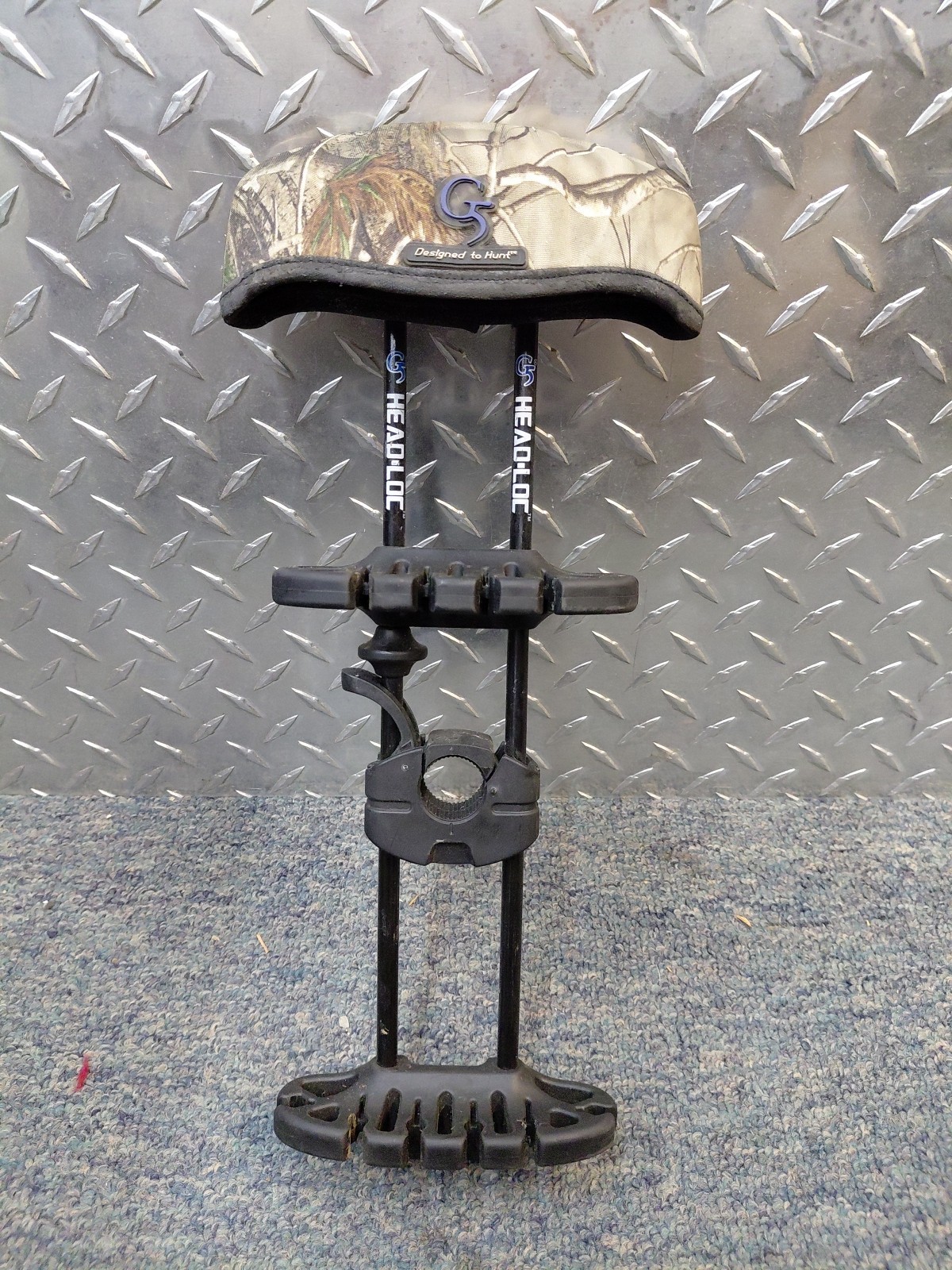 Hoyt Helix Ultra,Right Handed, W/SIGHT & QUIVER - FREE SHIPPING
