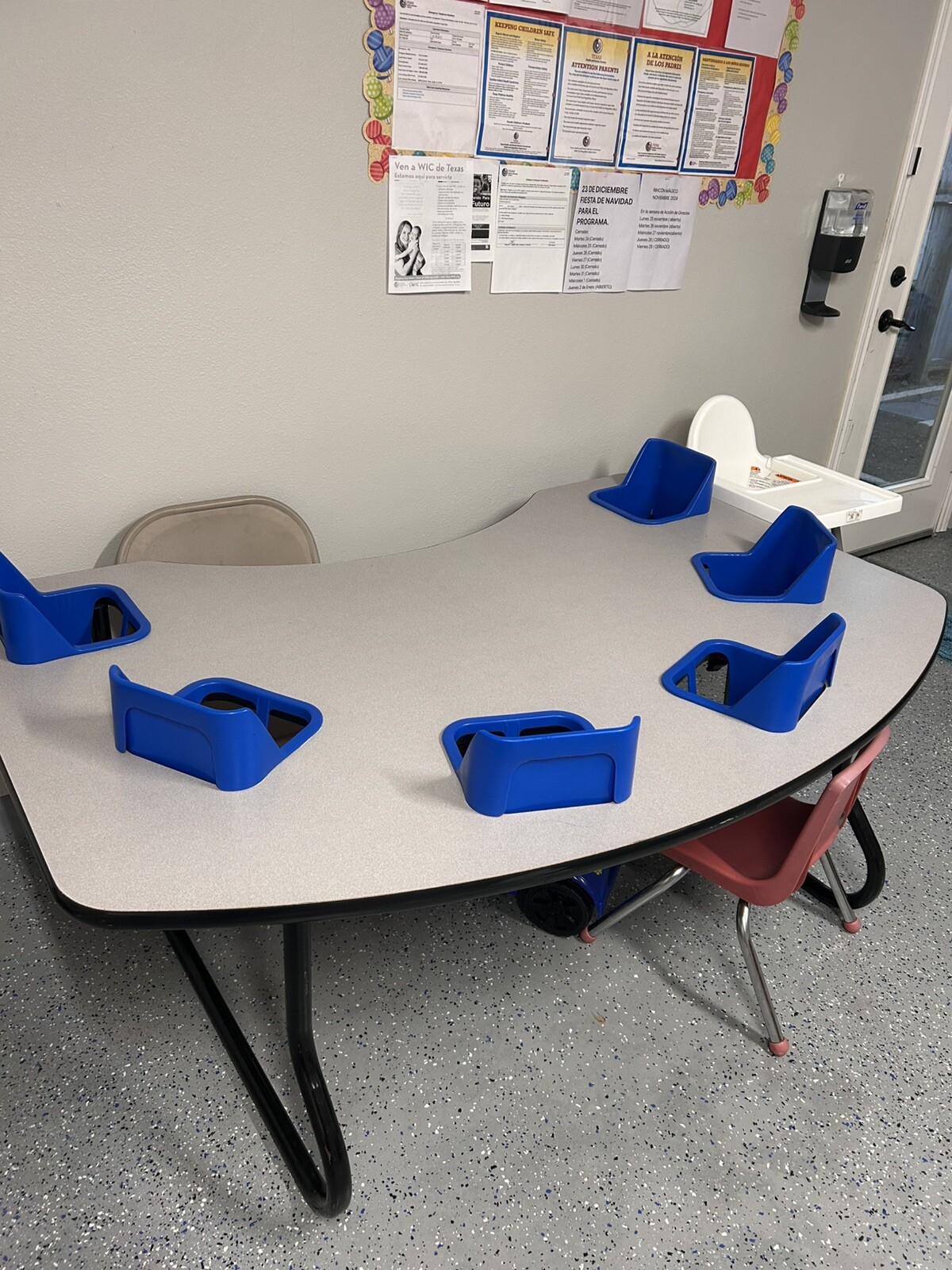 Mesa Para Daycare