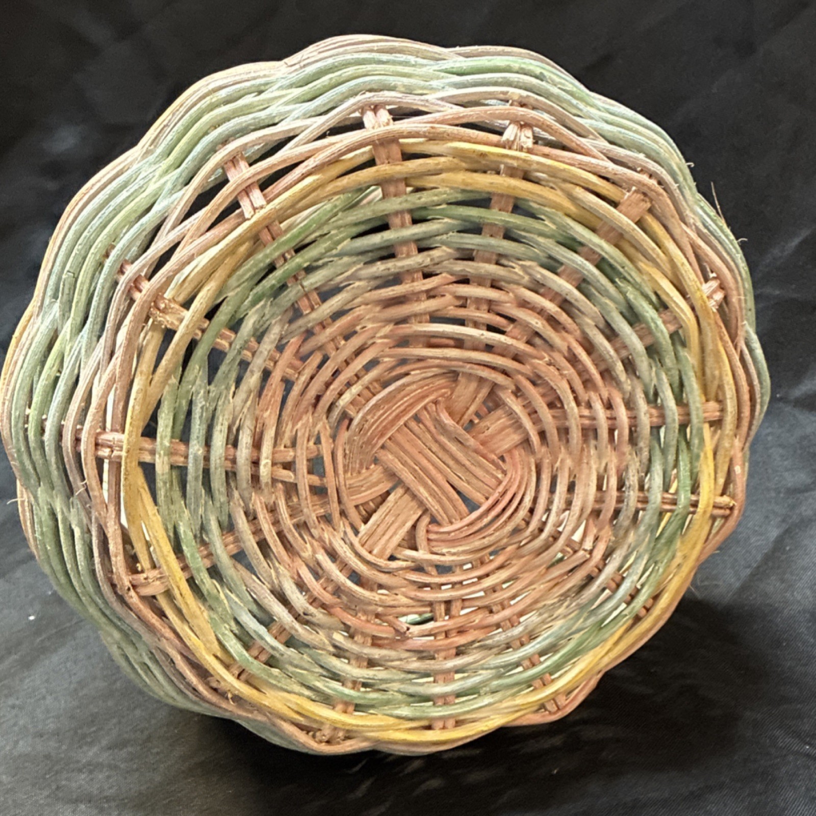 Wicker Multicolor Handmade Storage Basket Country Style With Handle Round EASTER